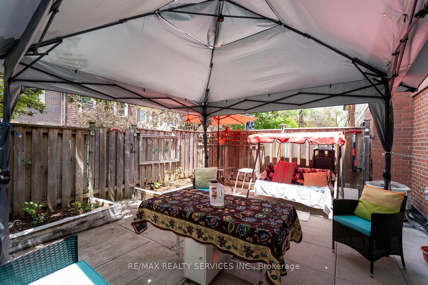 2825 Gananoque Drive, #58