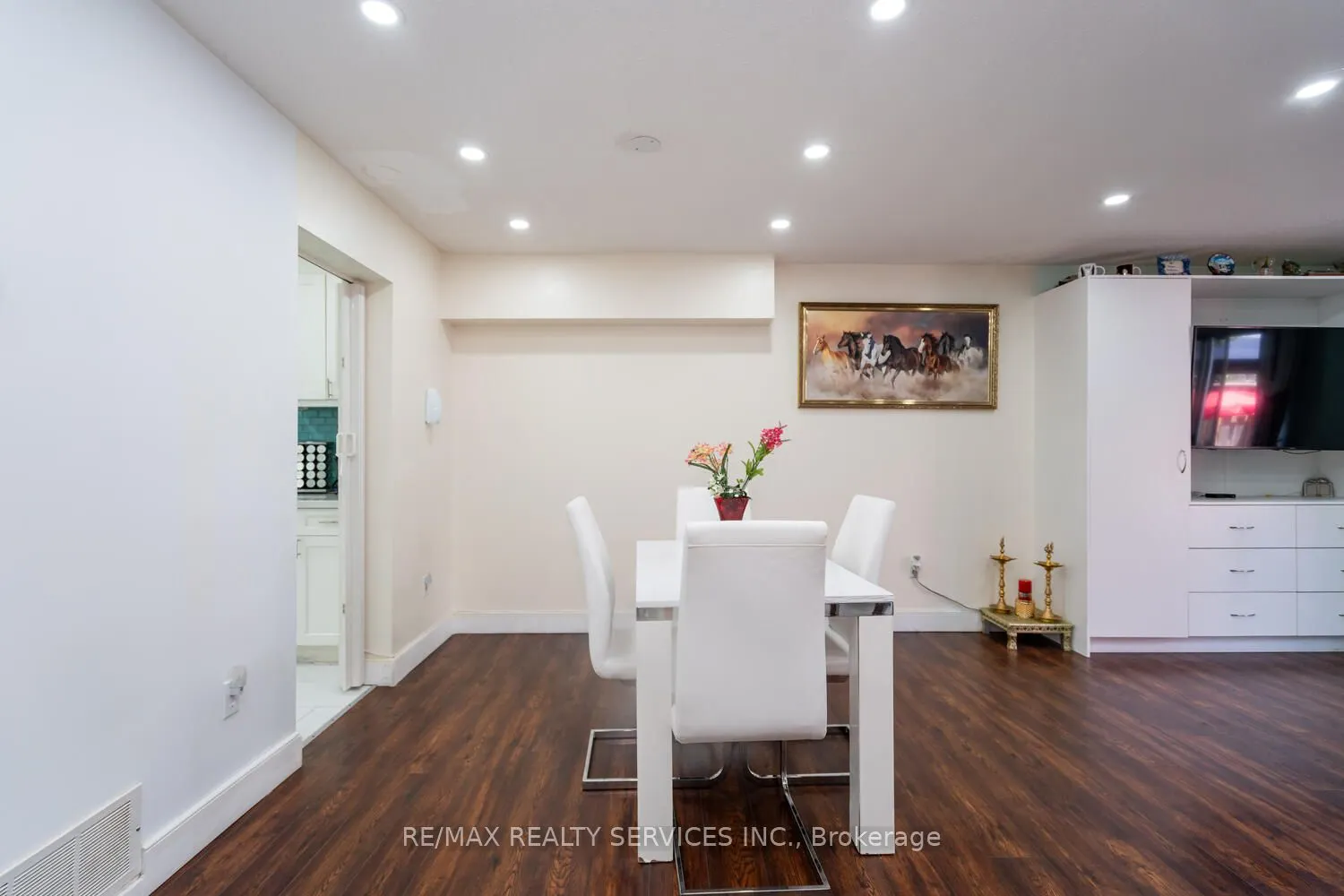 2825 Gananoque Drive, #58