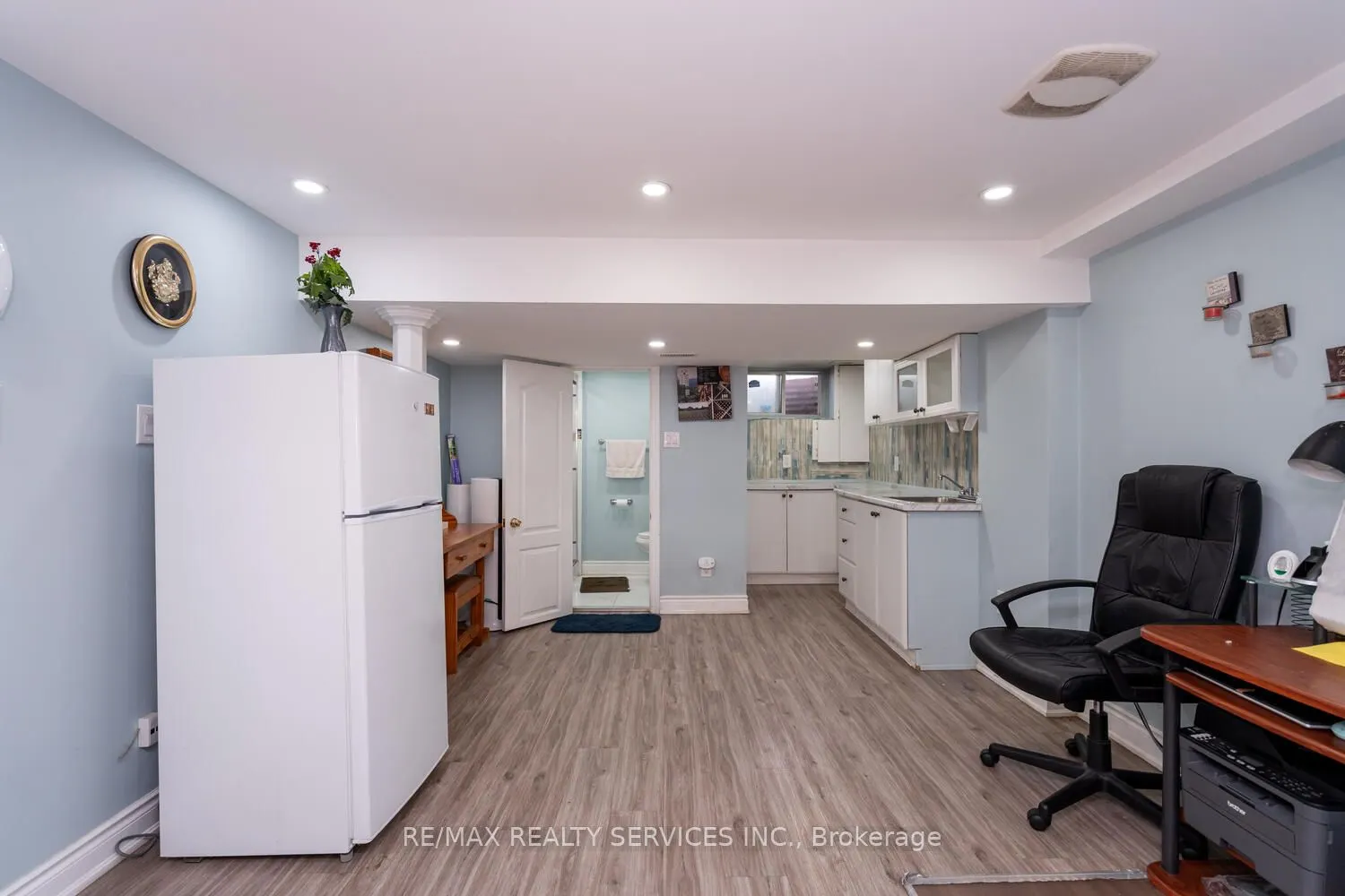 2825 Gananoque Drive, #58