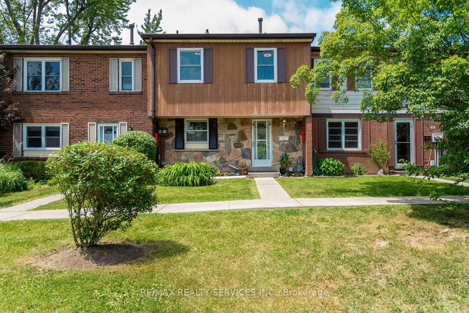 2825 Gananoque Drive, #58