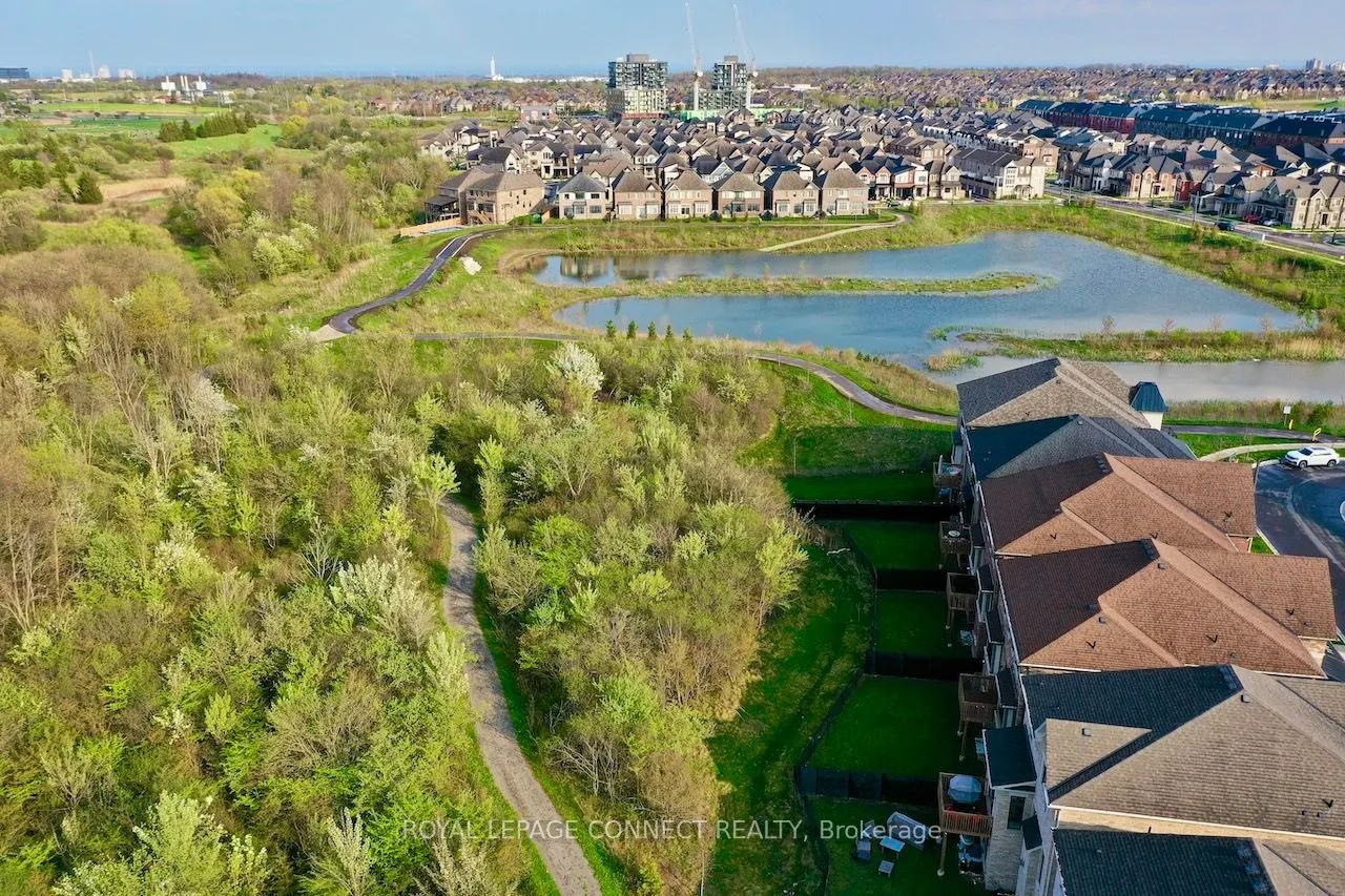 1428 Ford Strathy Crescent
