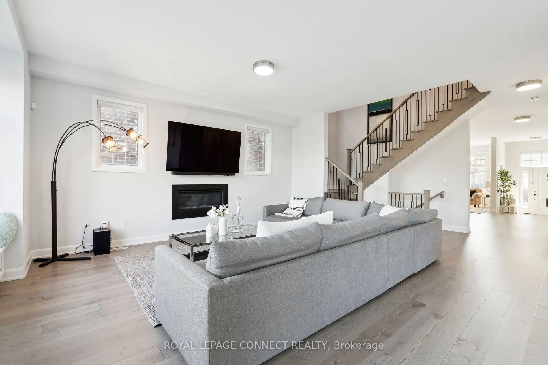 1428 Ford Strathy Crescent