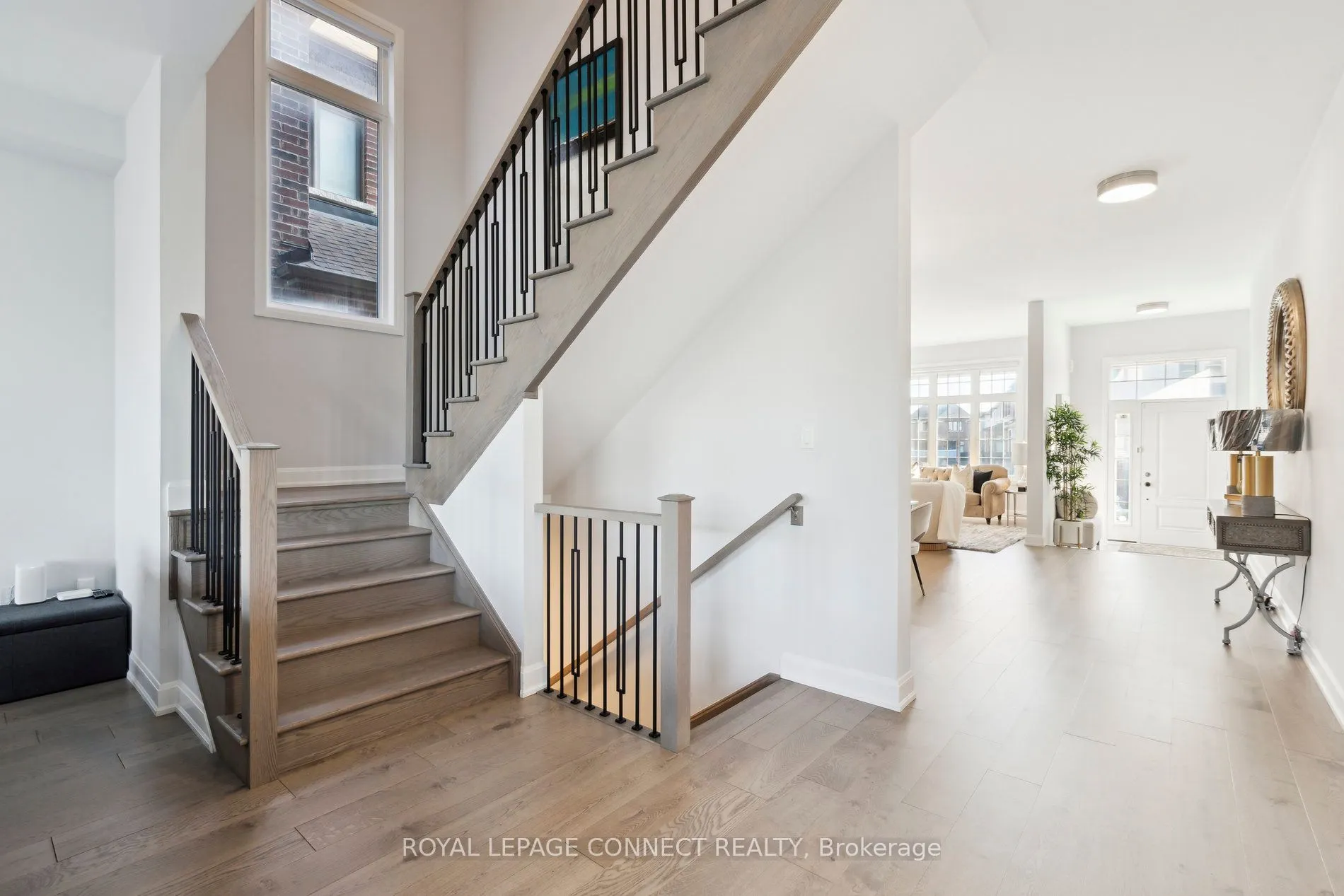 1428 Ford Strathy Crescent