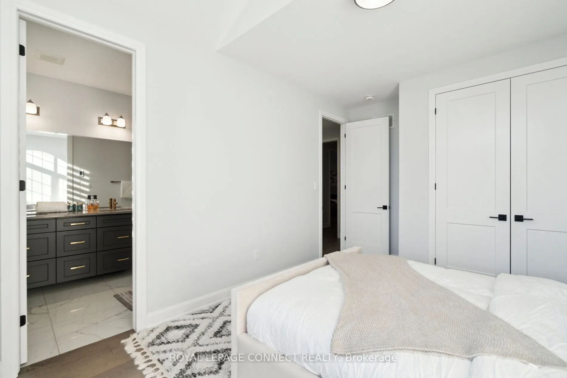 1428 Ford Strathy Crescent