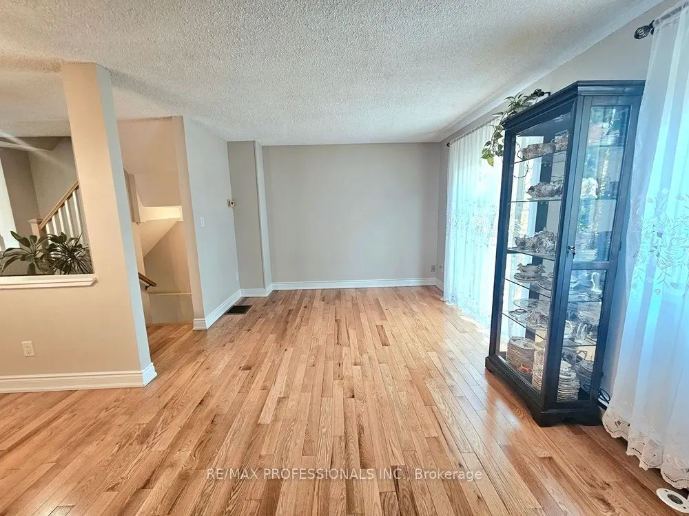 2651 Aquitaine Avenue, #40