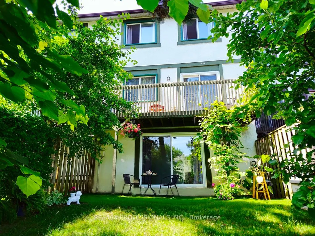 2651 Aquitaine Avenue, #40