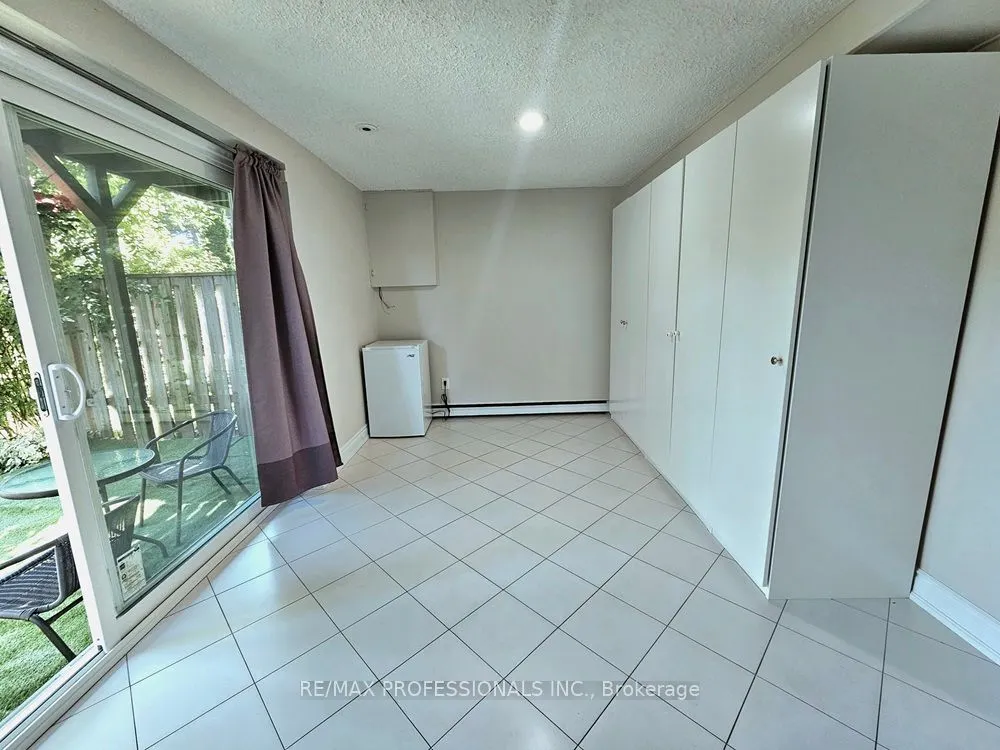 2651 Aquitaine Avenue, #40
