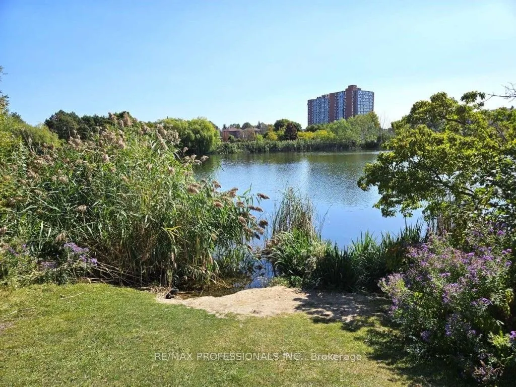 2651 Aquitaine Avenue, #40