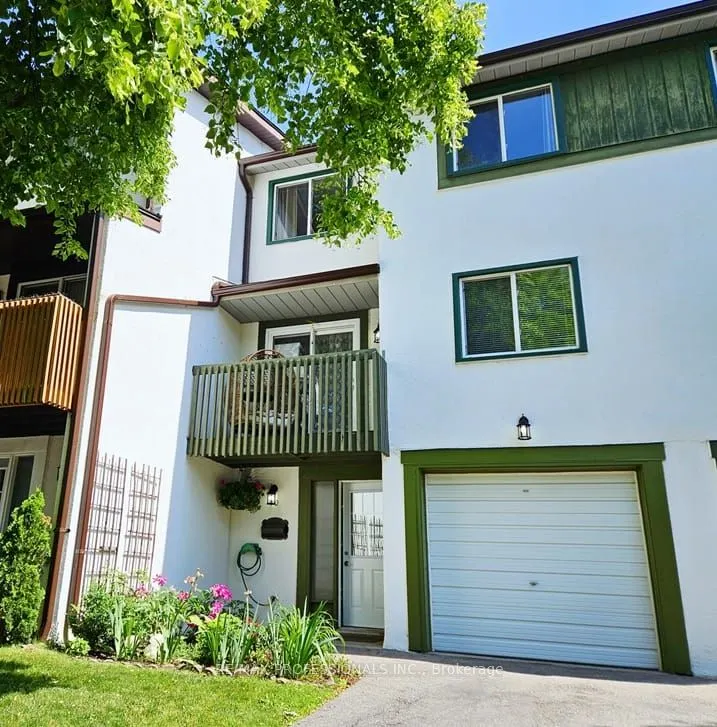 2651 Aquitaine Avenue, #40