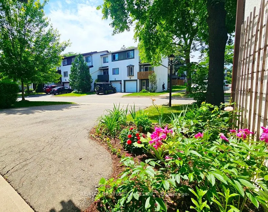 2651 Aquitaine Avenue, #40