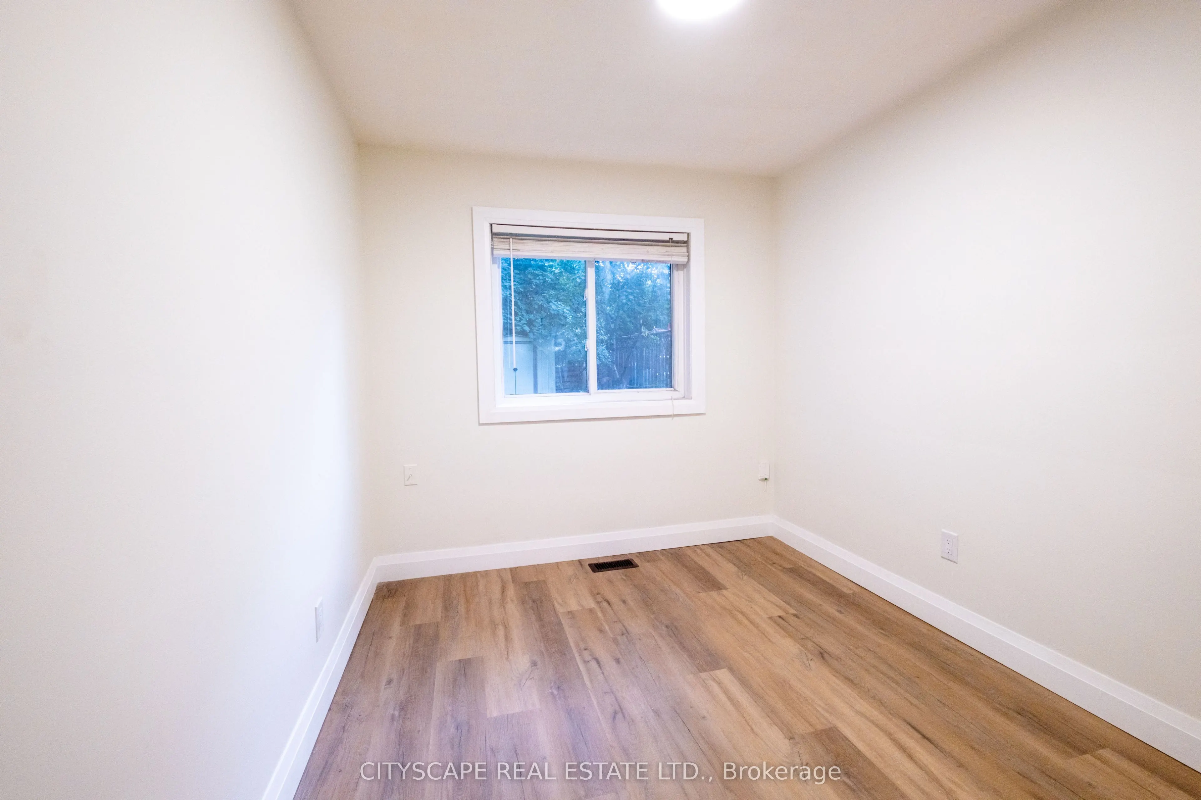 48 Clayhall Crescent