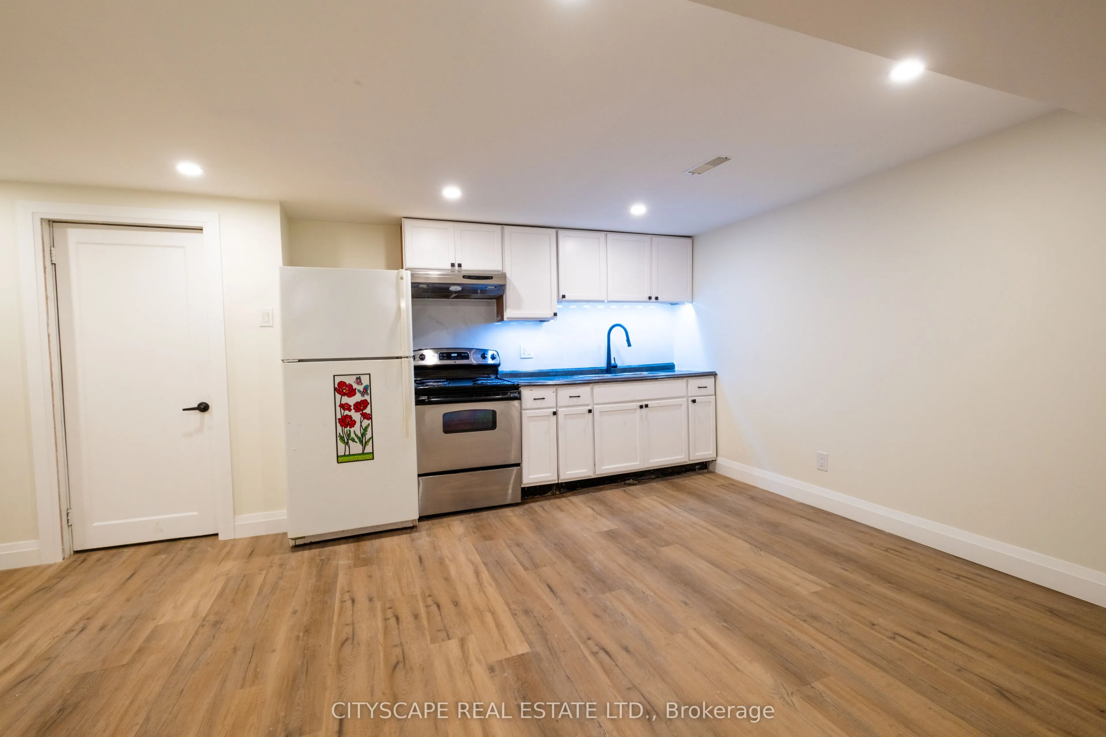 48 Clayhall Crescent