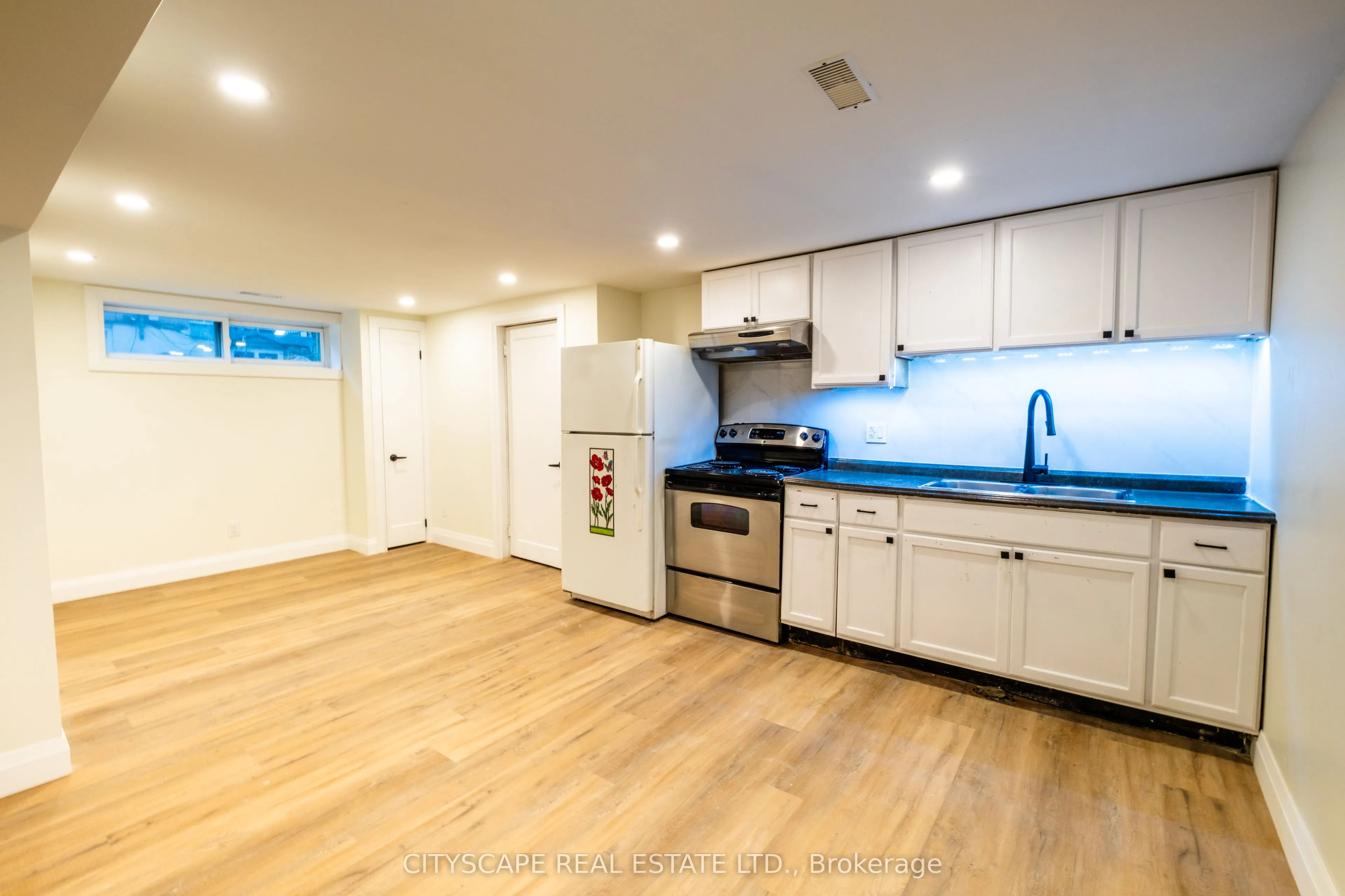 48 Clayhall Crescent