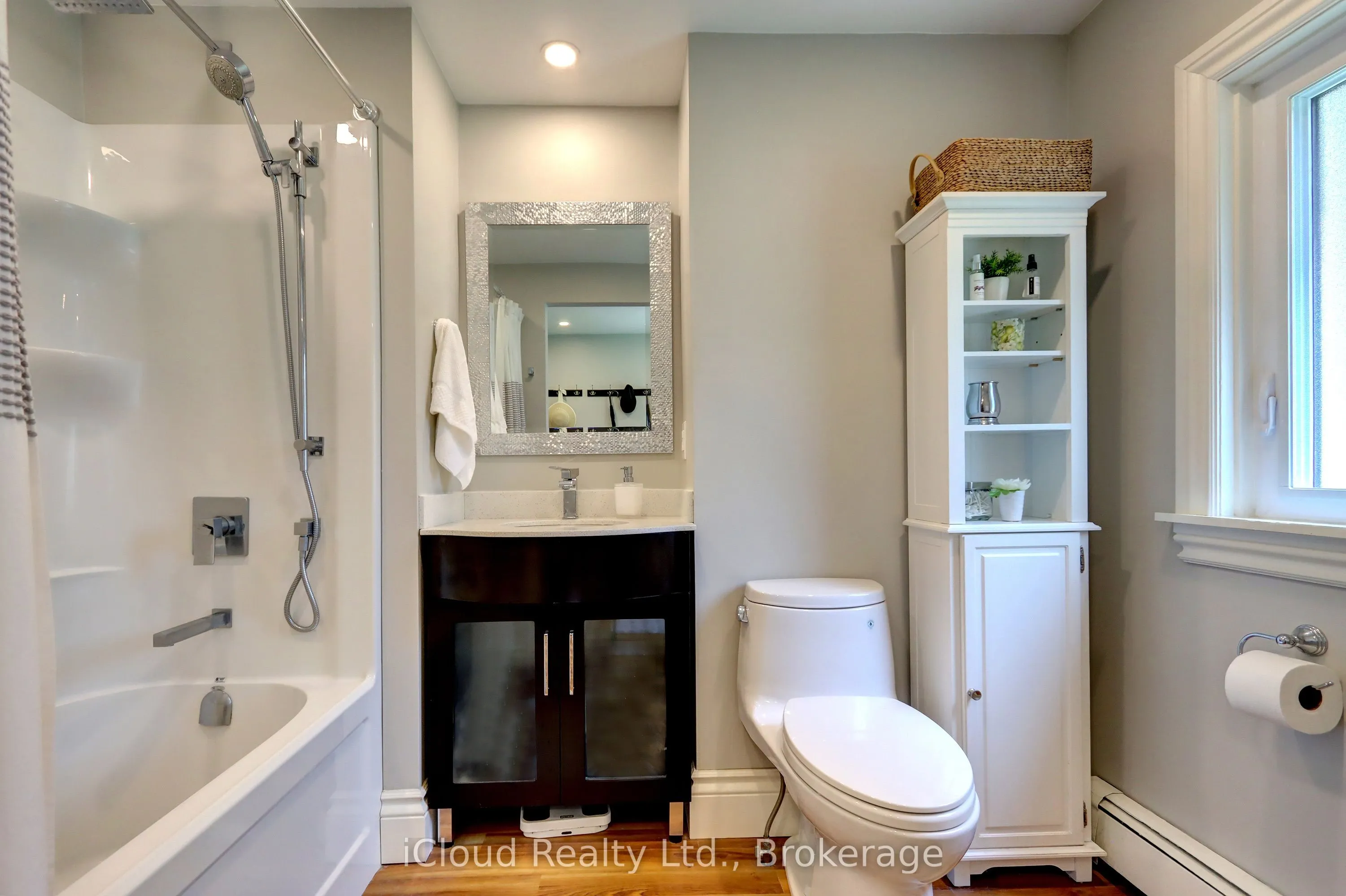 4 Stewarttown Road