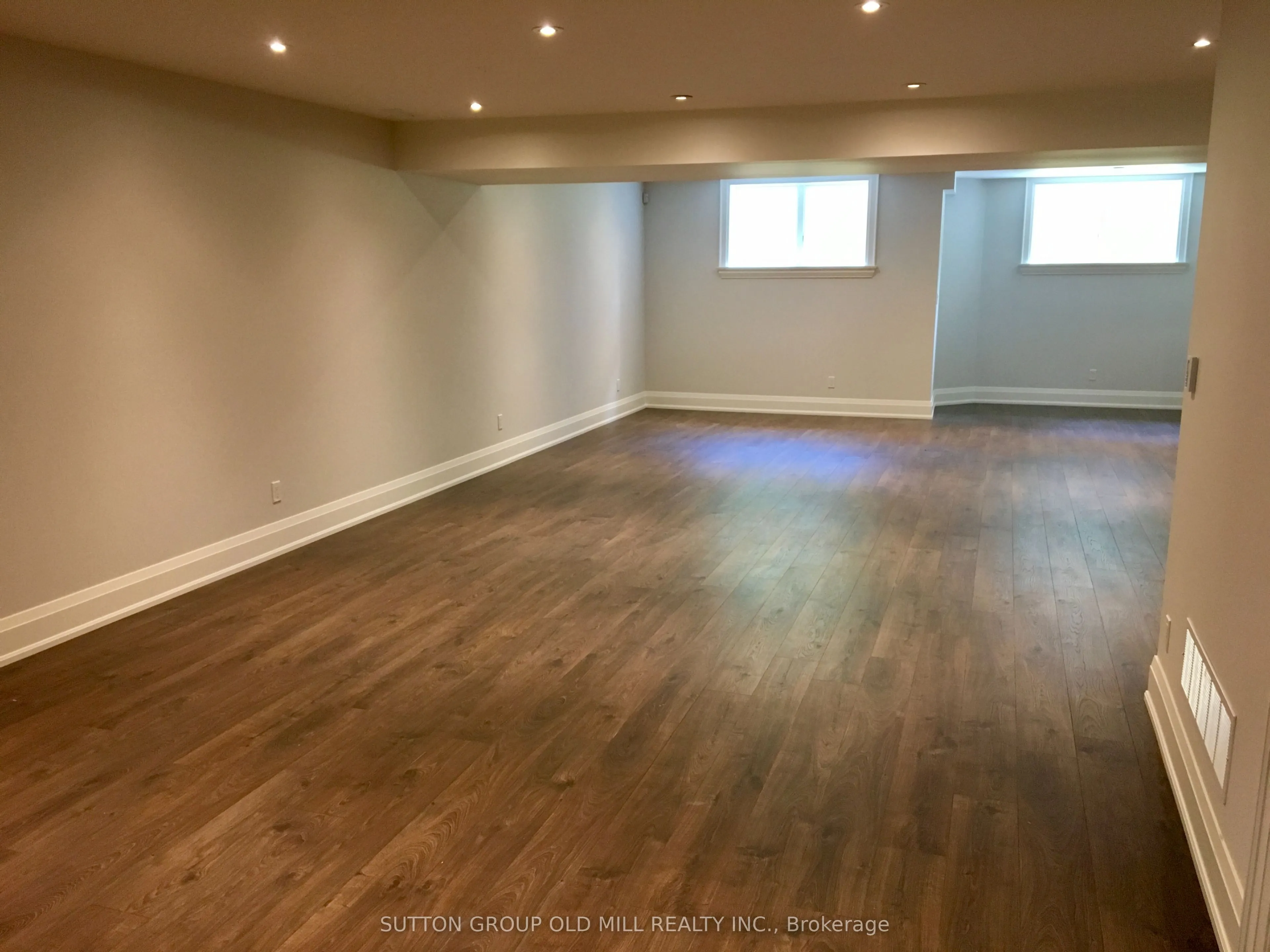 187 The Kingsway