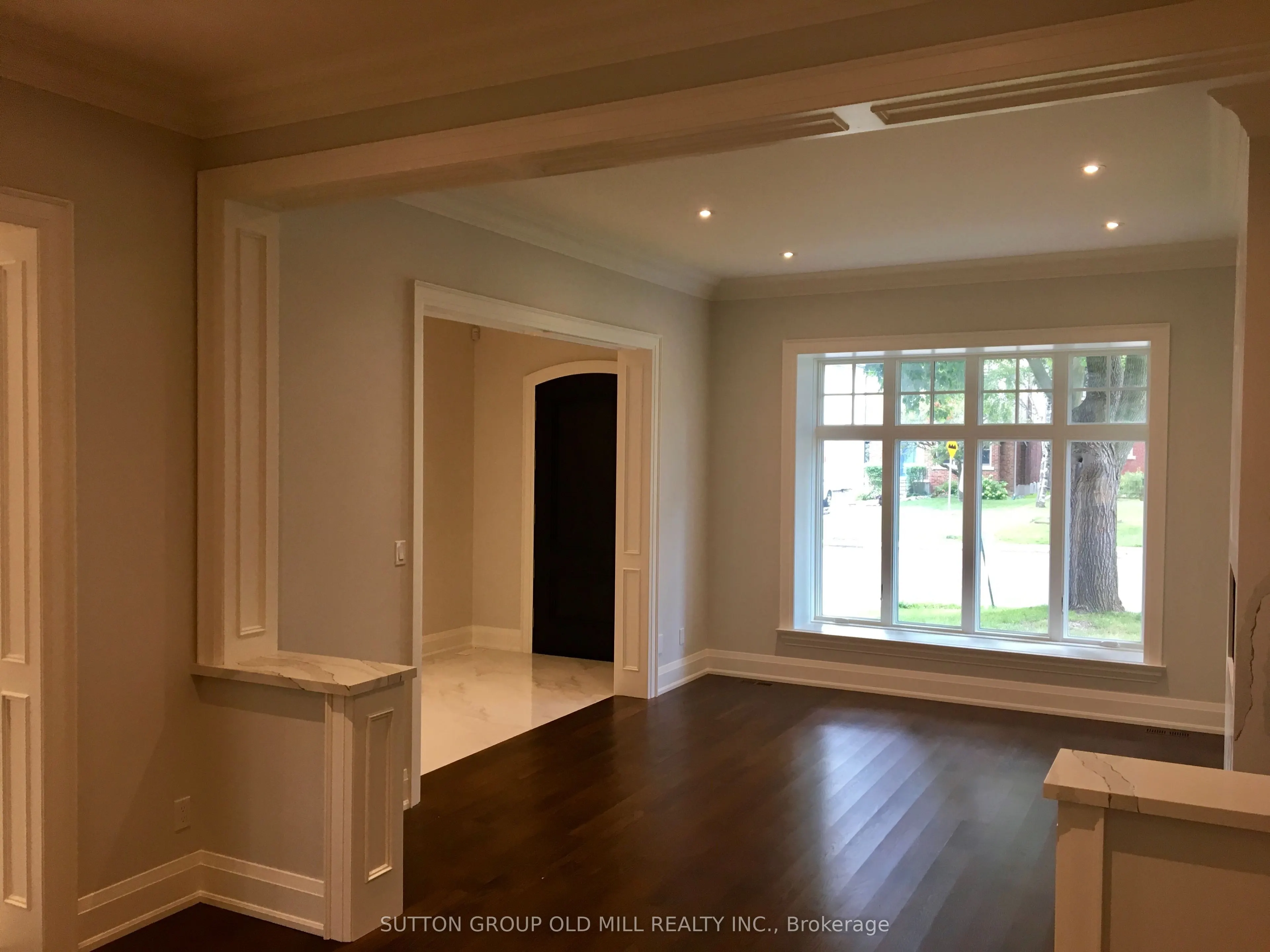 187 The Kingsway