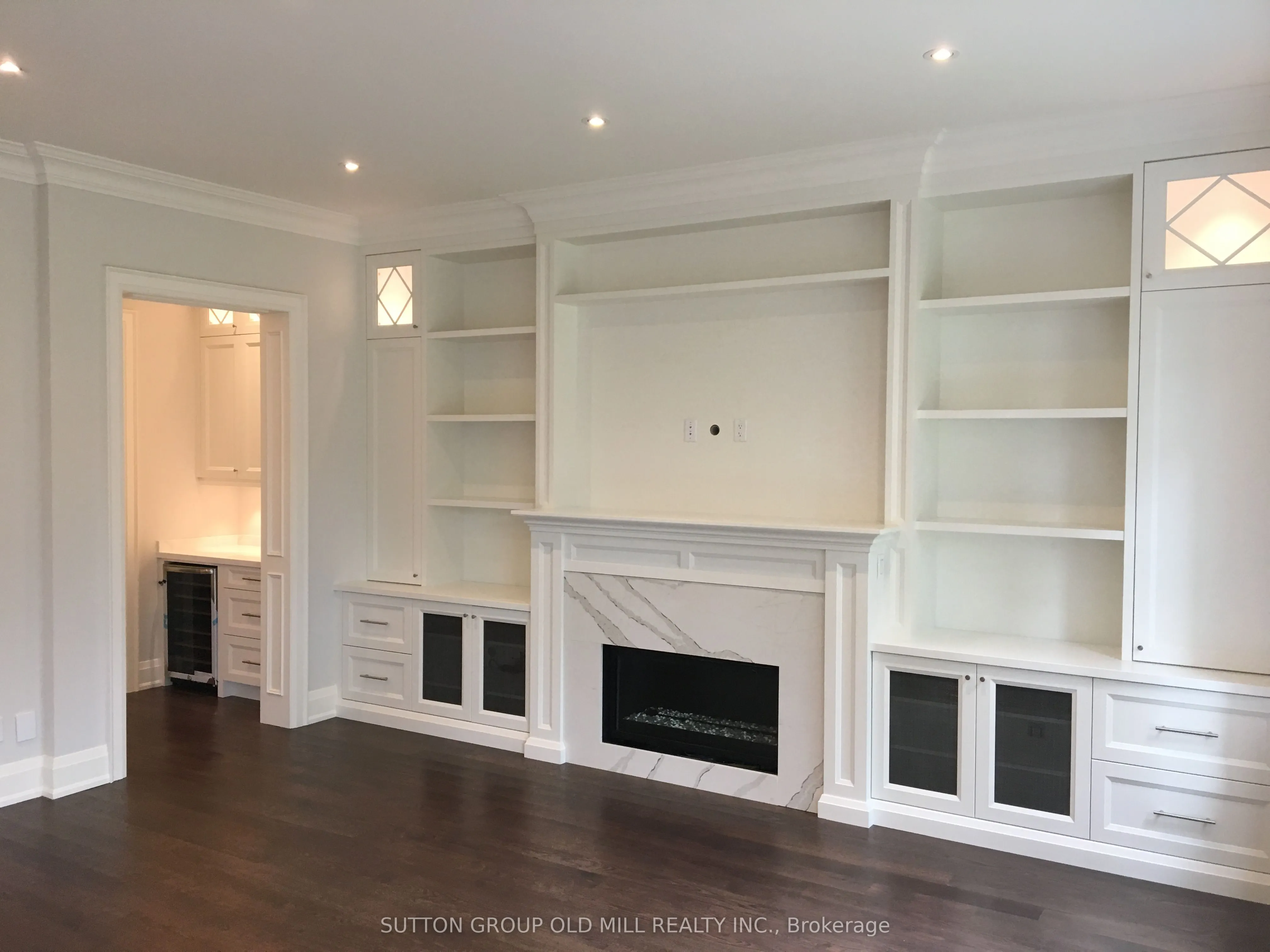187 The Kingsway