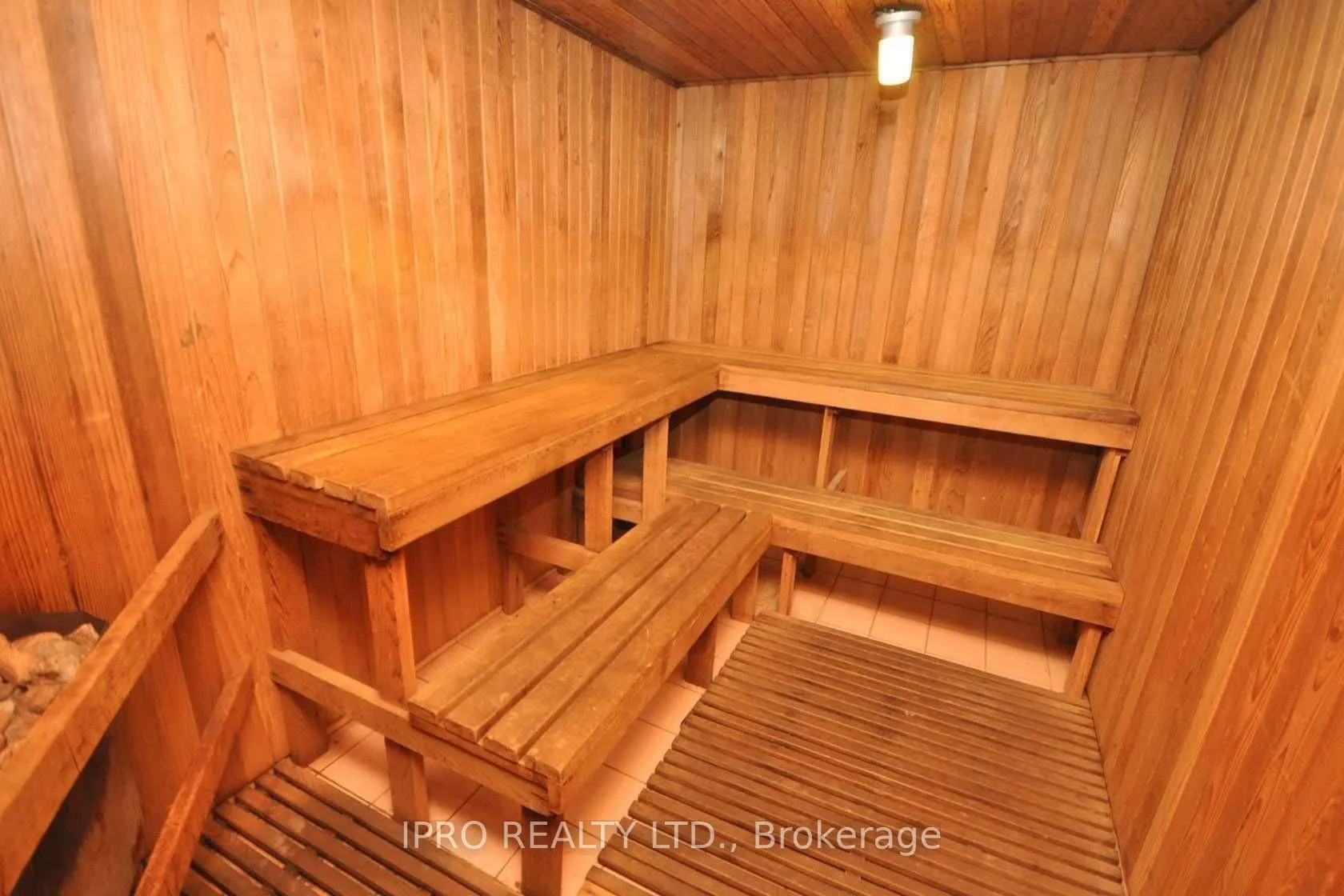 135 hillcrest Avenue, #2208
