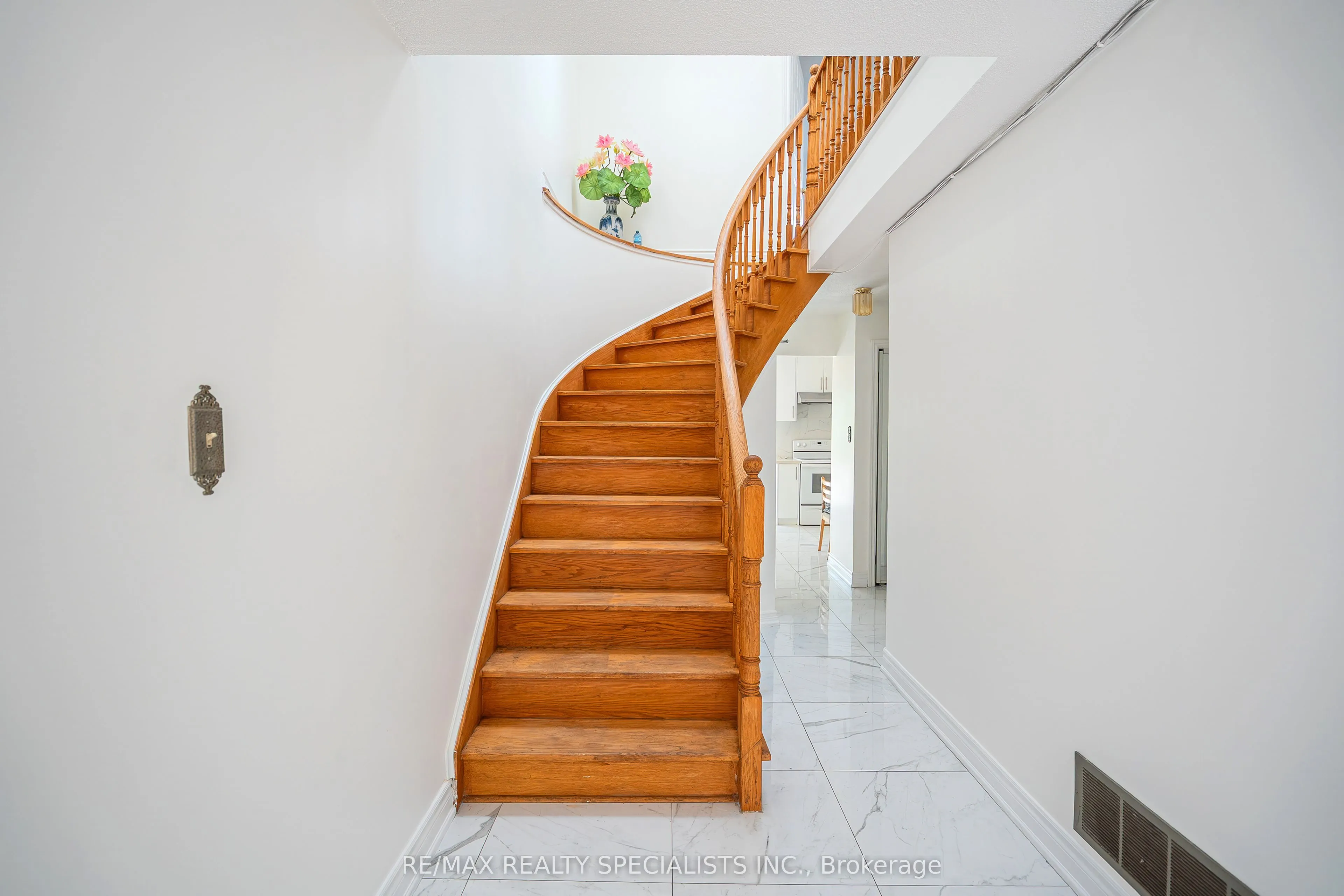 25 Auburn Avenue
