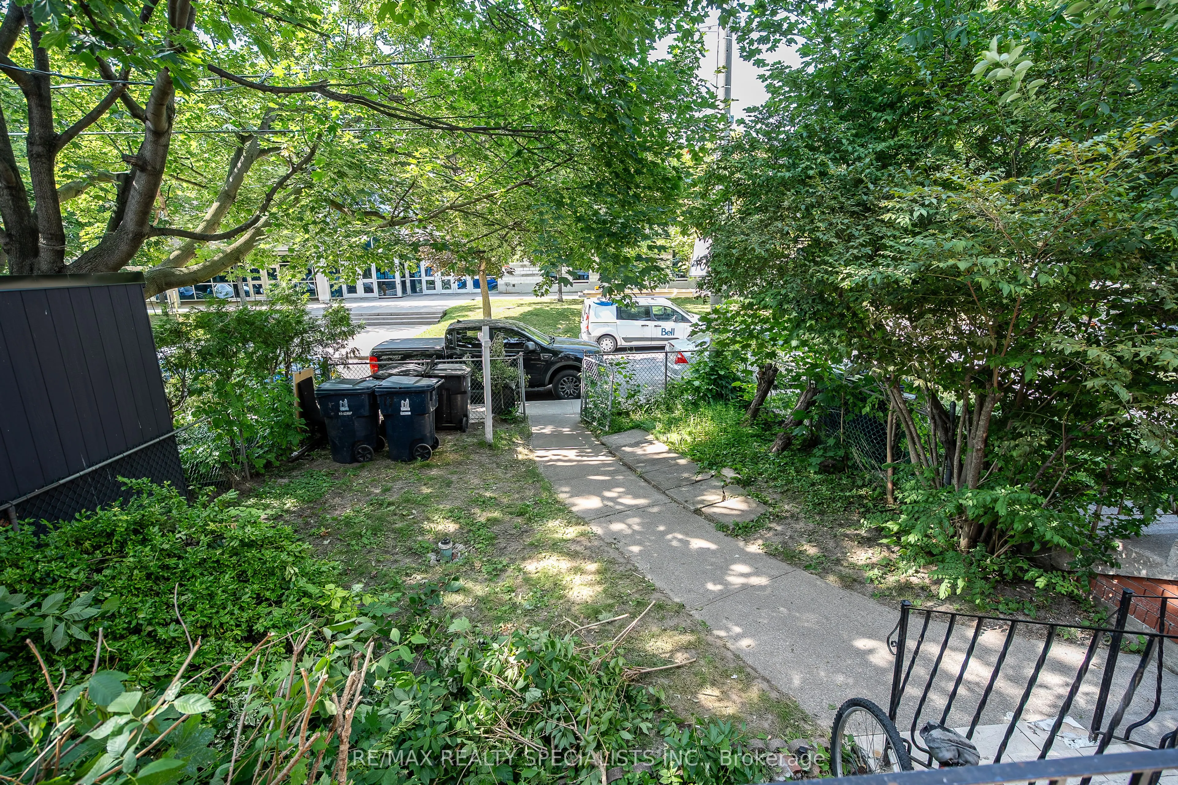 25 Auburn Avenue