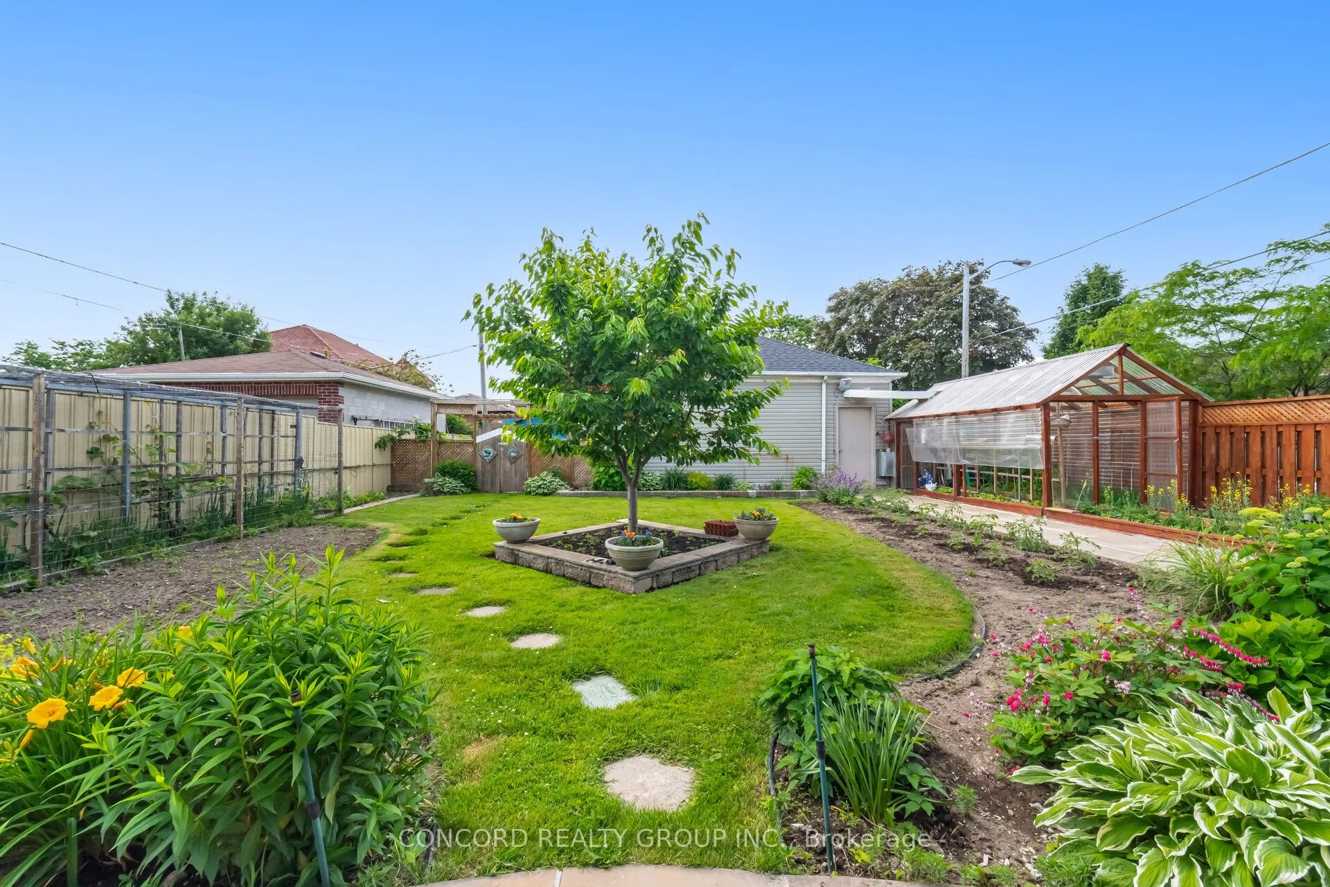 125 Plewes Road