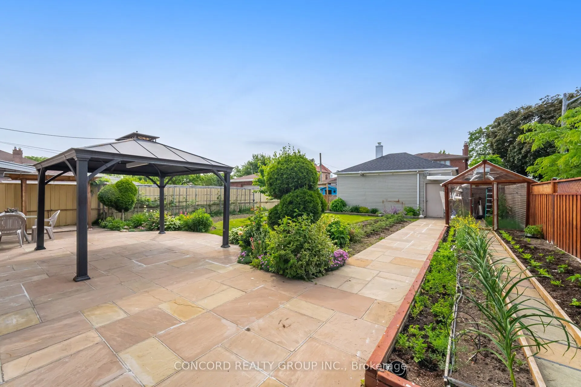 125 Plewes Road