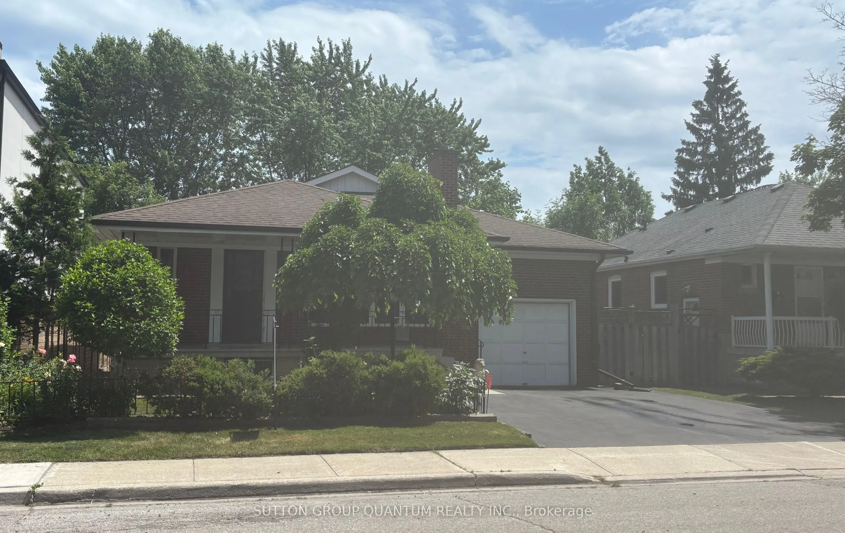 61 Forest Avenue