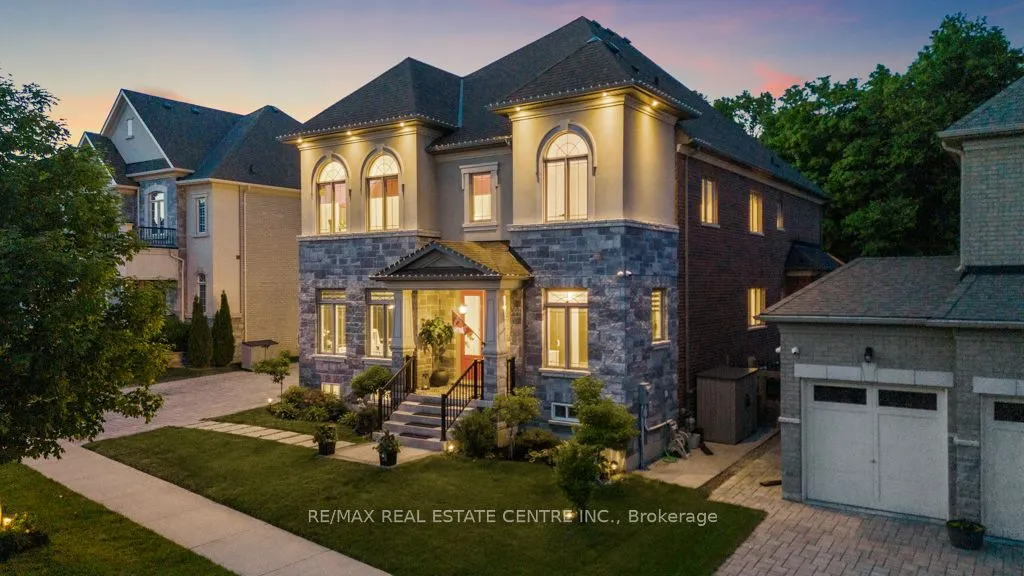 10 Crown Forest Court