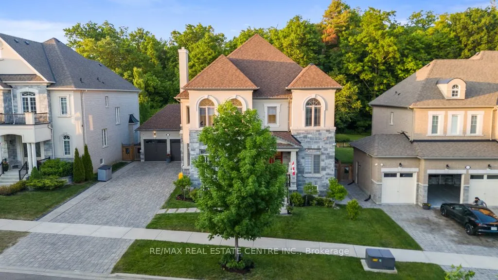 10 Crown Forest Court