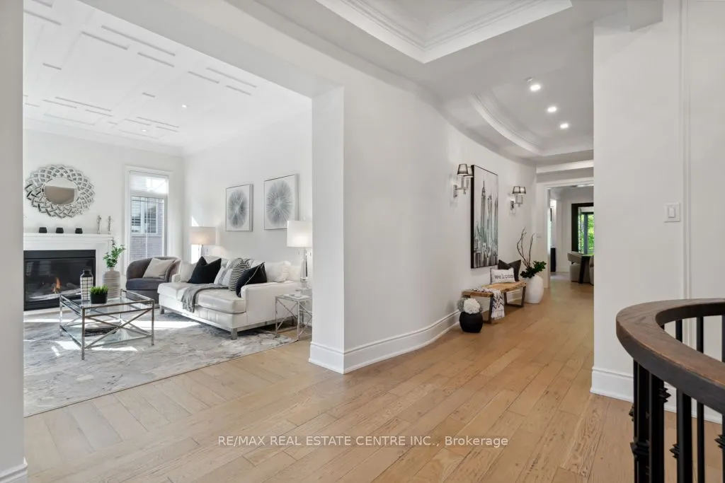 10 Crown Forest Court