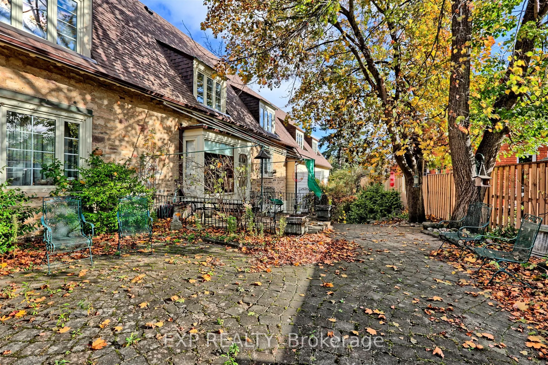 2470 Jarvis Street