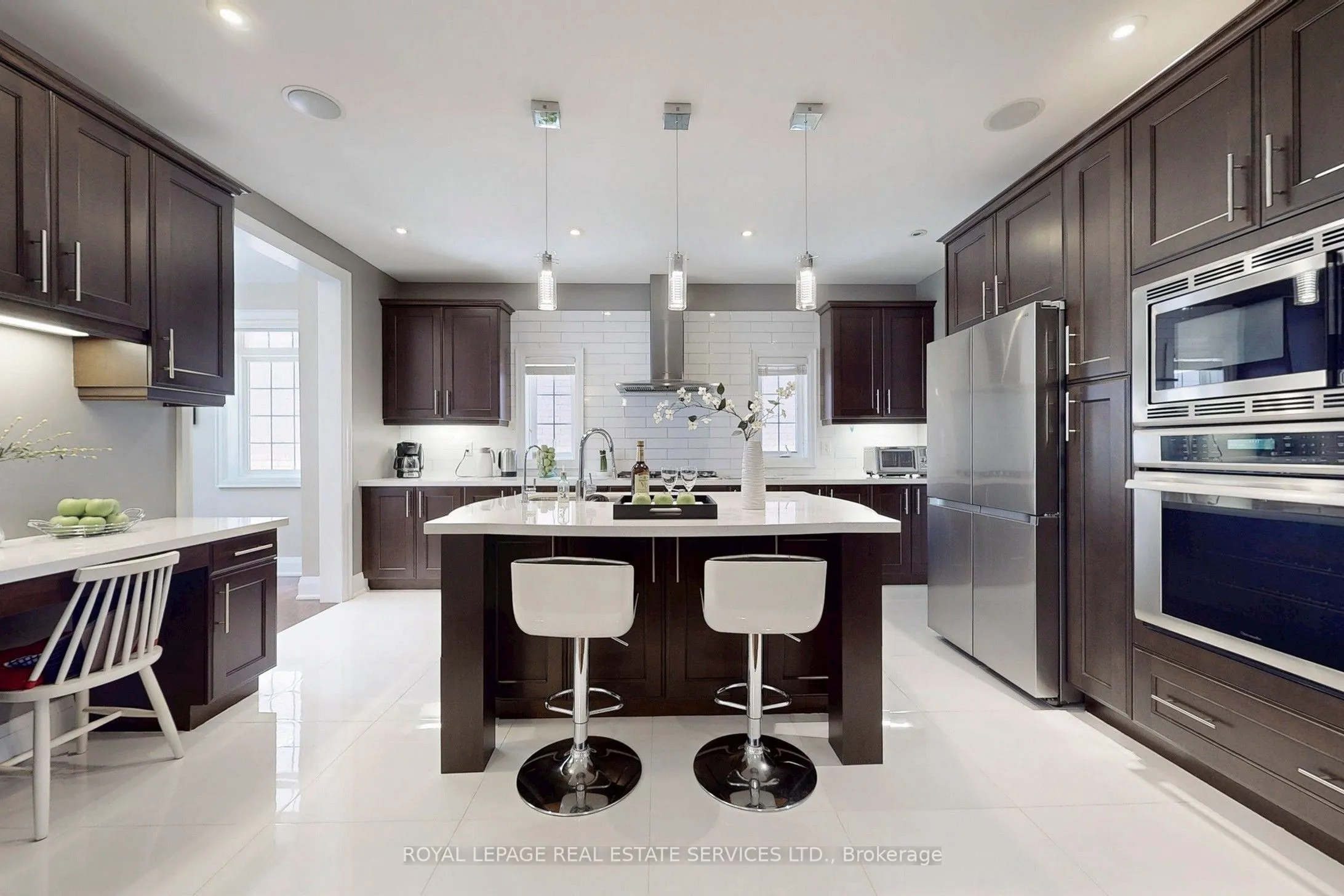 149 Coastline Drive