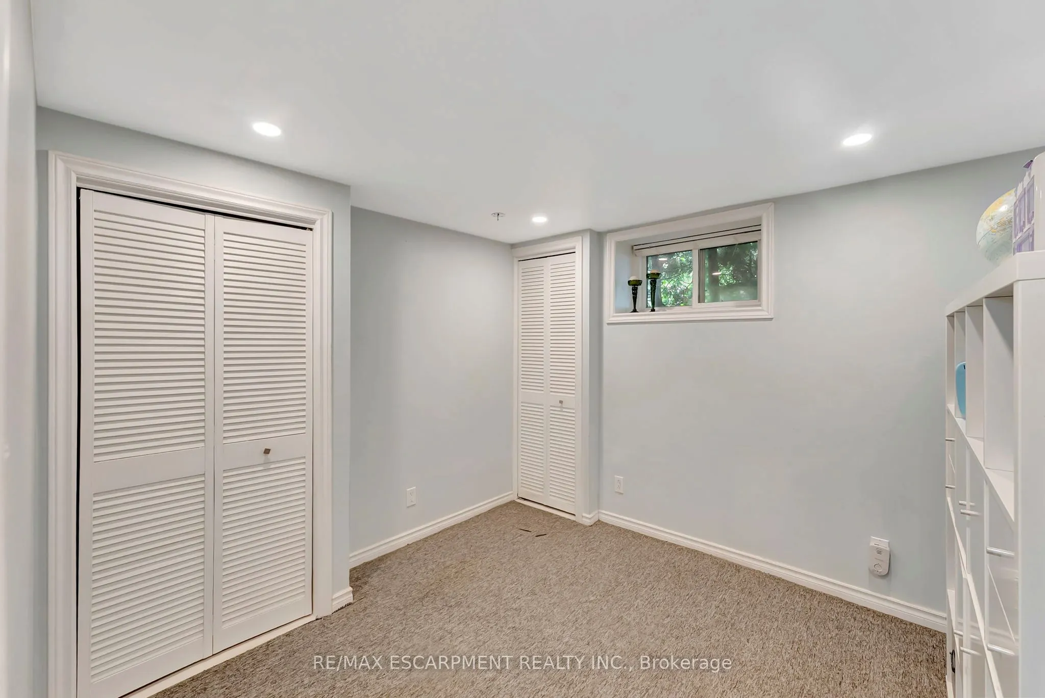 2387 Glenwood School Drive
