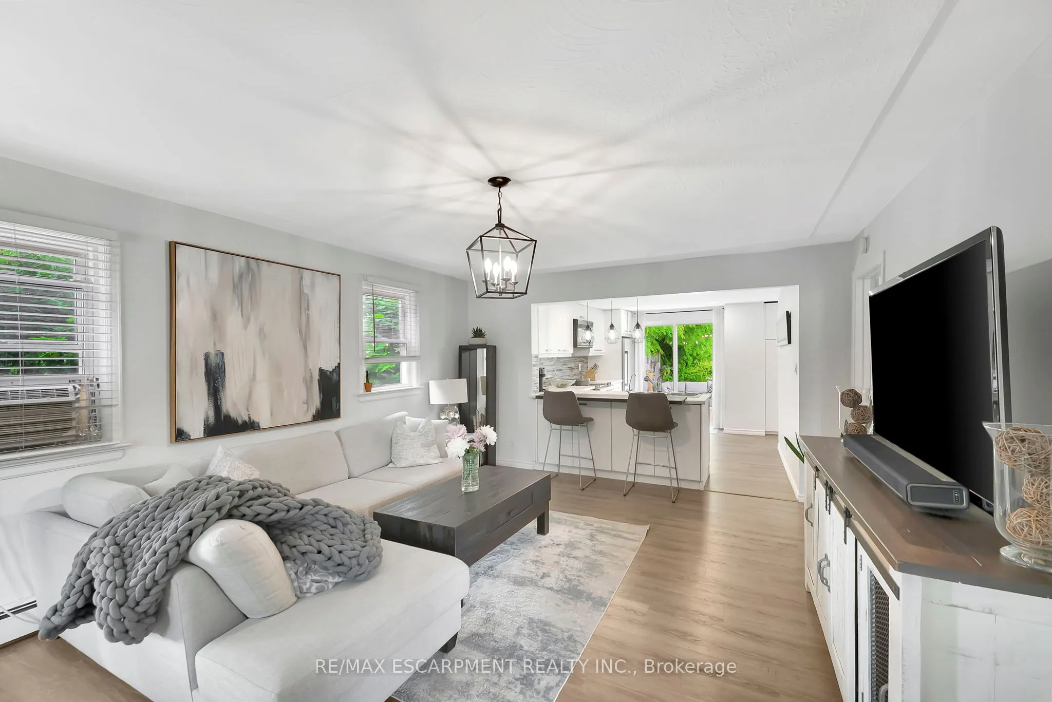 2387 Glenwood School Drive