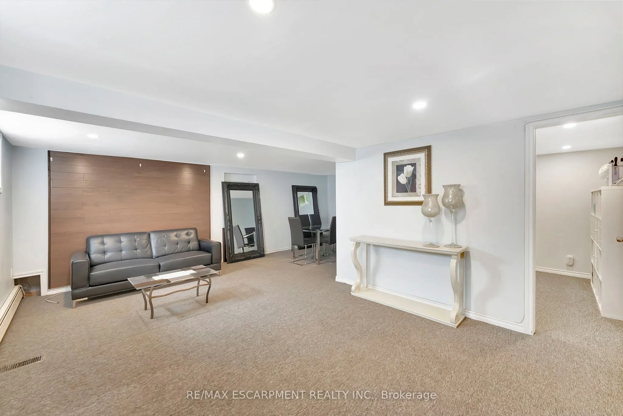 2387 Glenwood School Drive