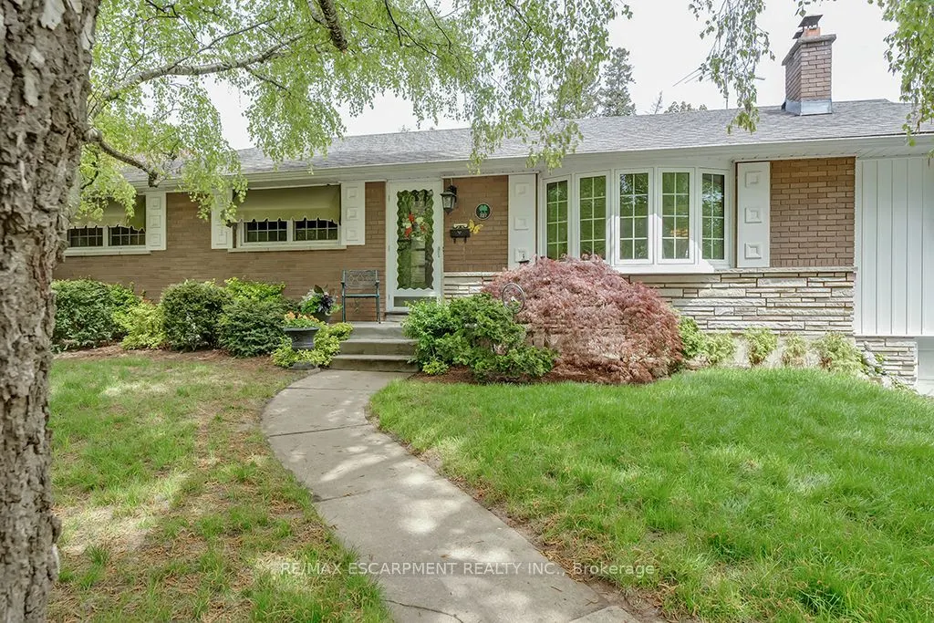 327 Strathcona Drive
