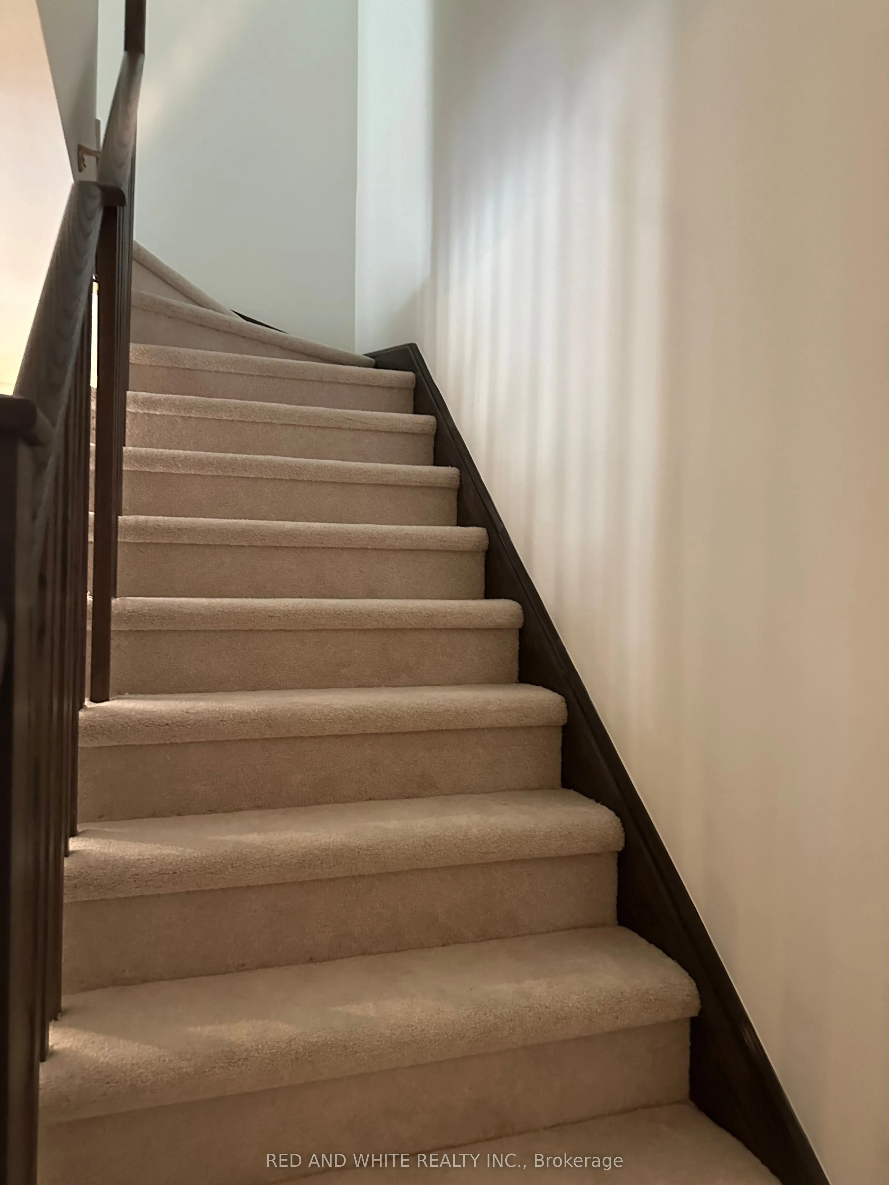 3550 Colonial Drive, #18