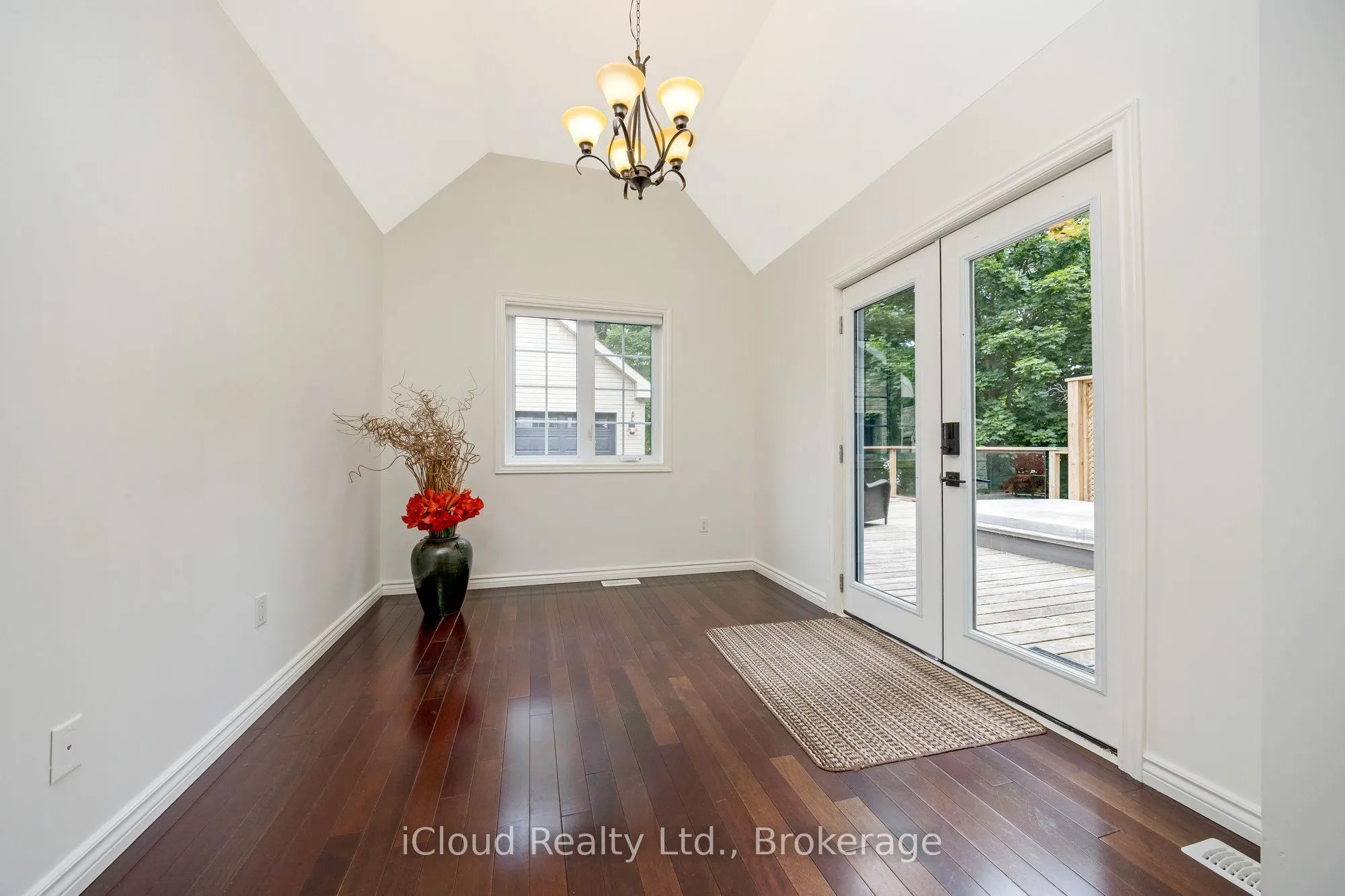 104 Charles Street
