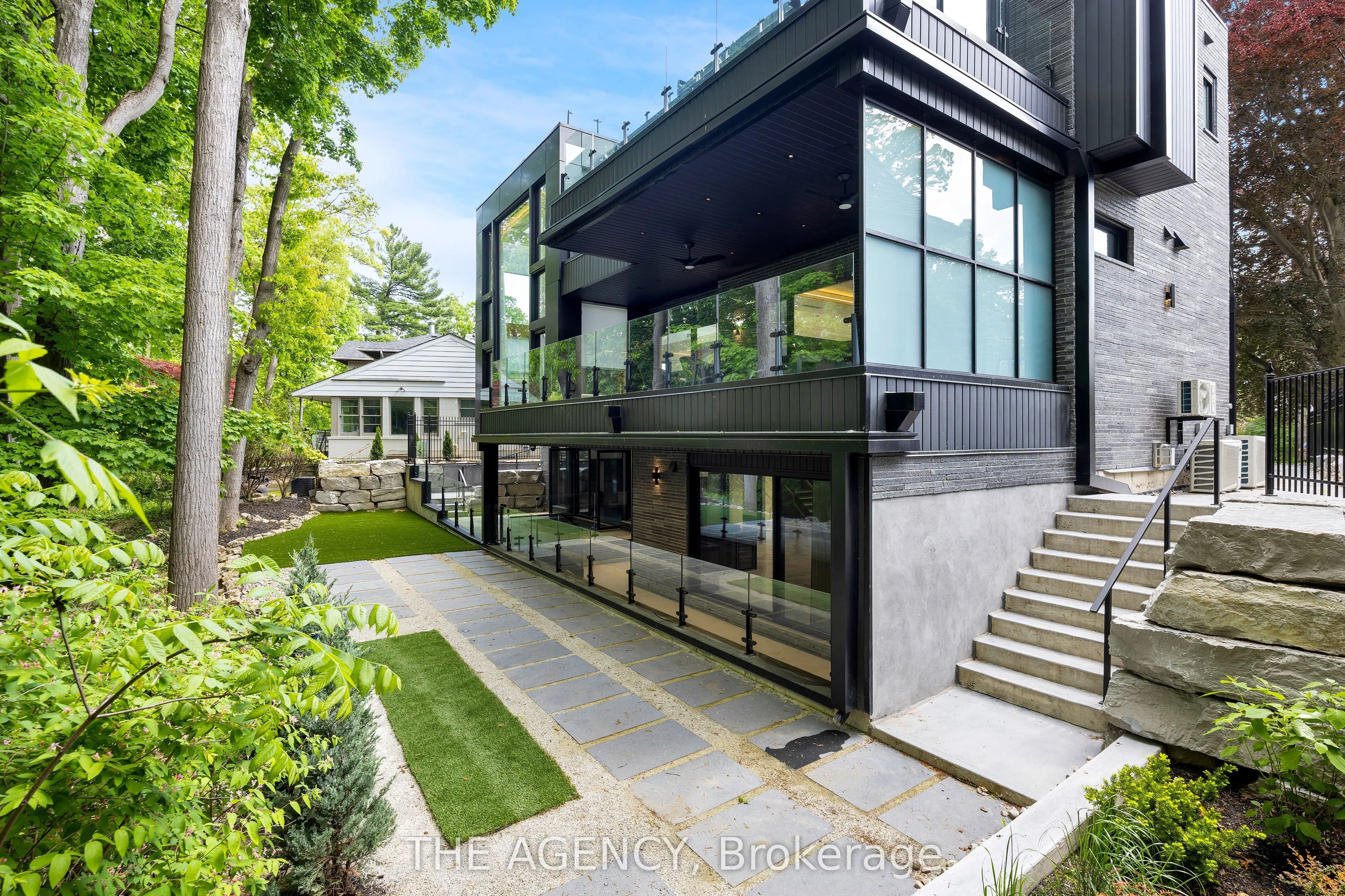 91 Valecrest Drive