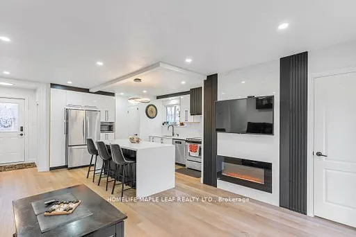292 Woodward Avenue