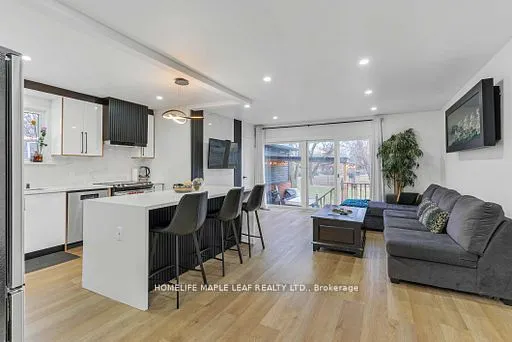 292 Woodward Avenue