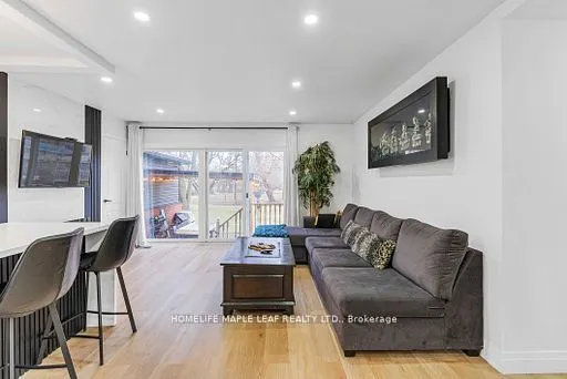 292 Woodward Avenue