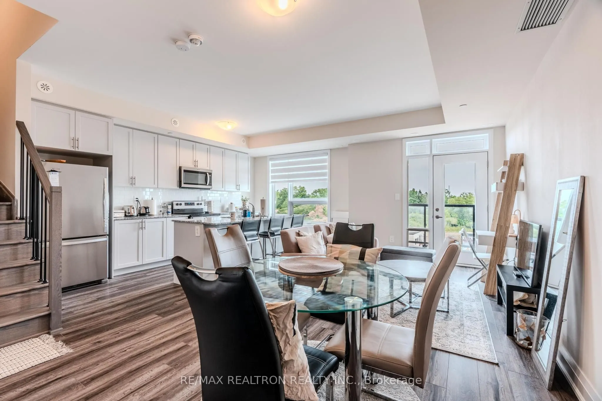 1577 Rose Way, #115