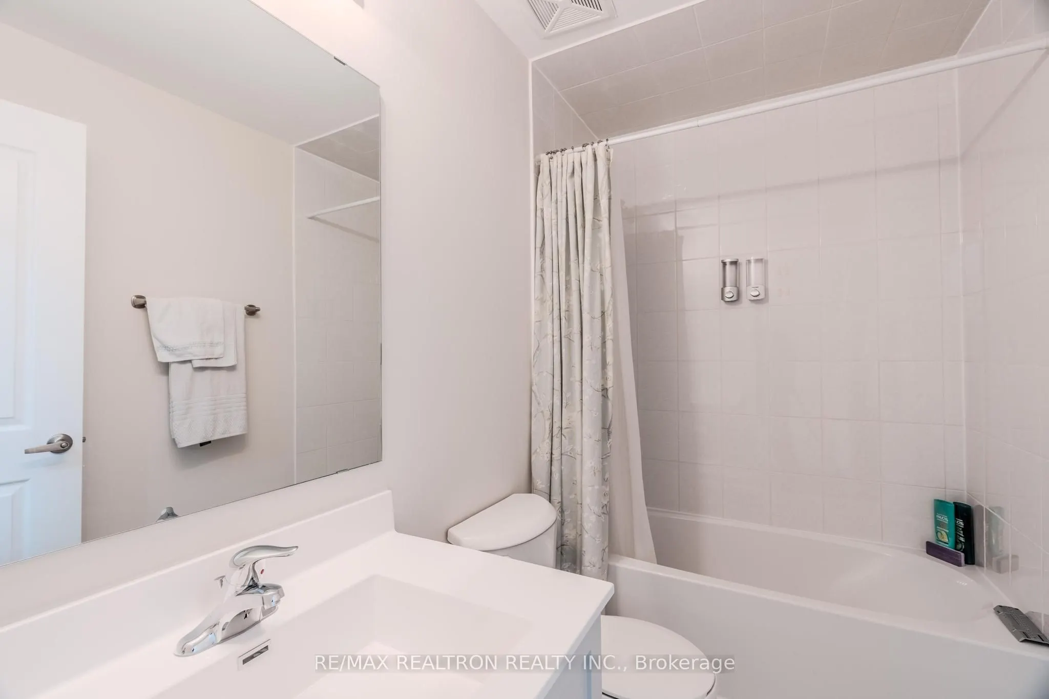 1577 Rose Way, #115