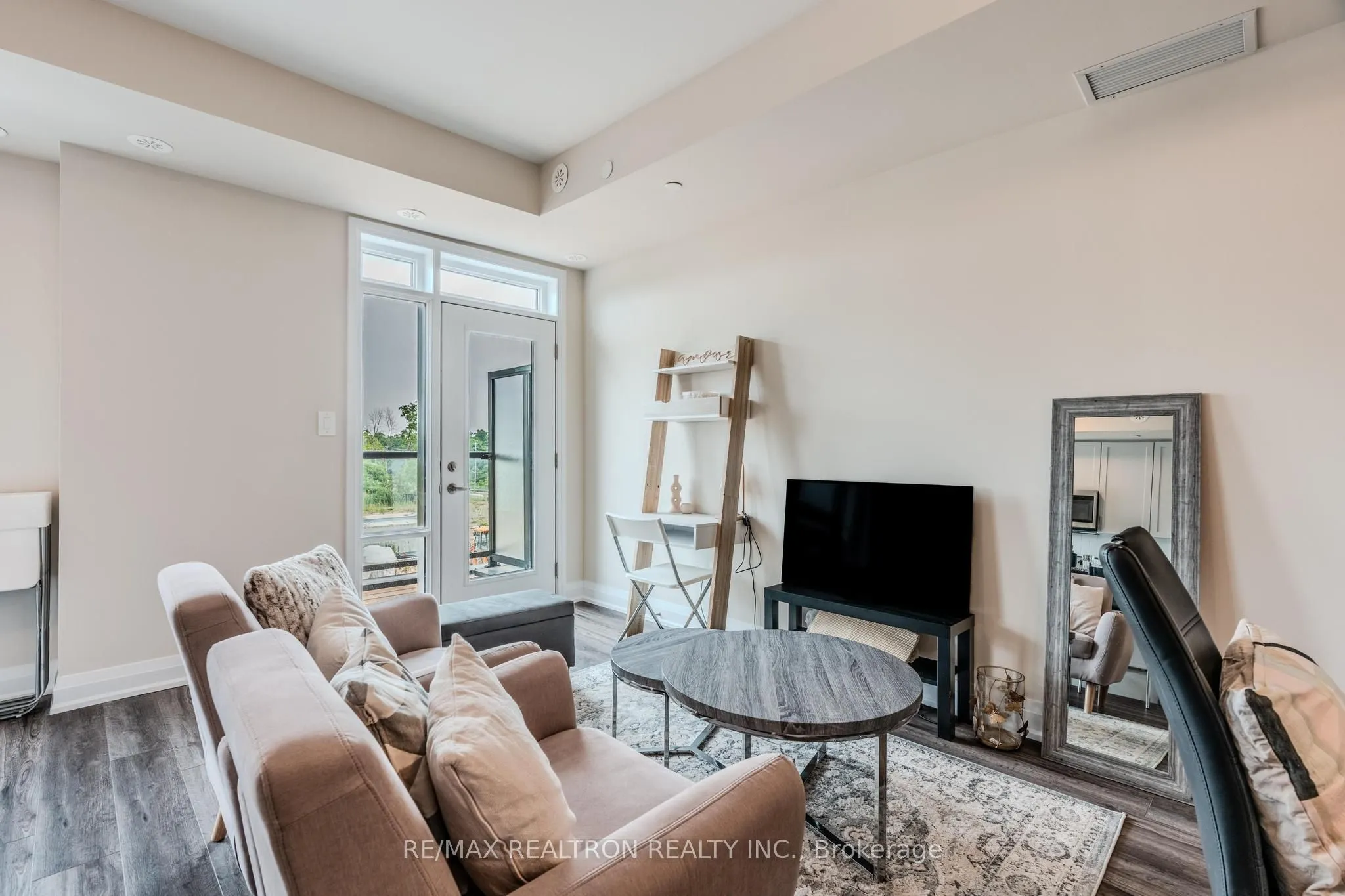 1577 Rose Way, #115