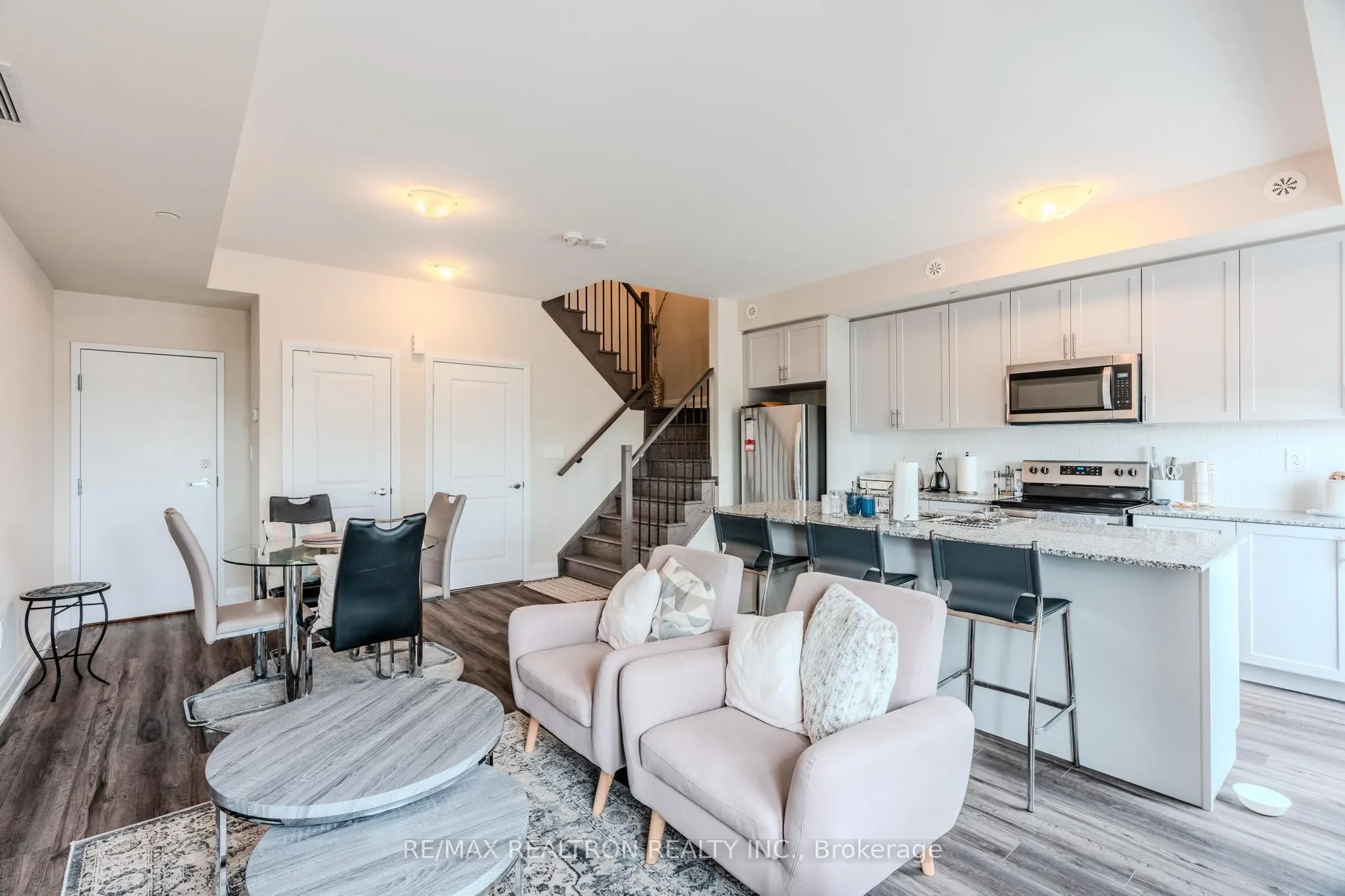 1577 Rose Way, #115