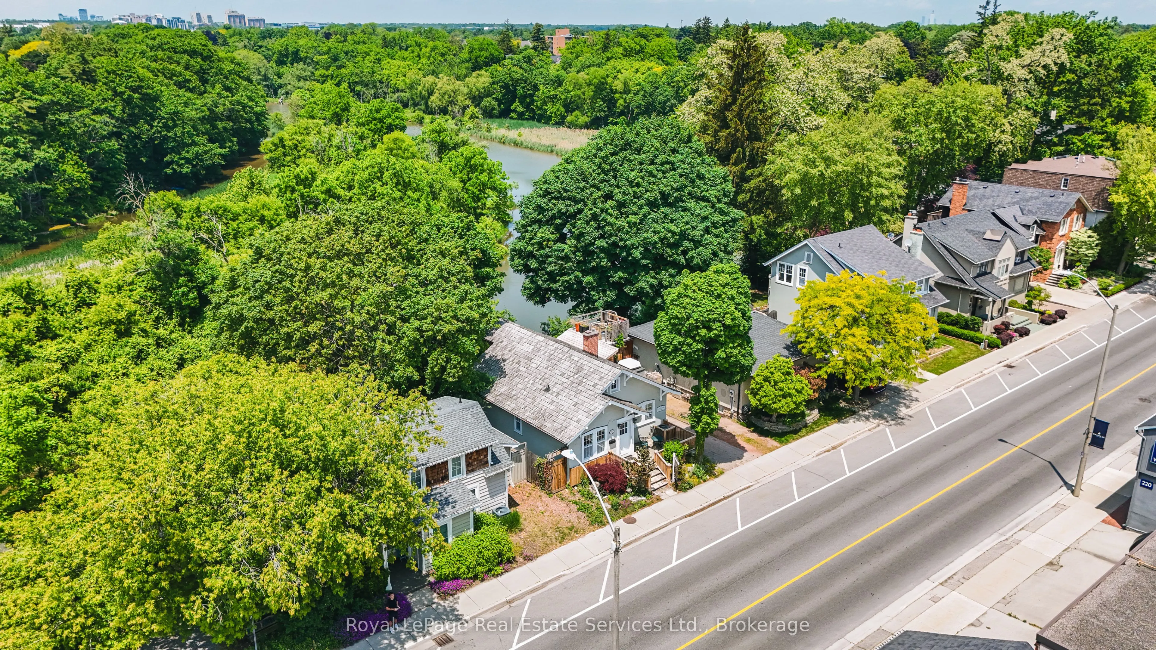 213 Randall Street