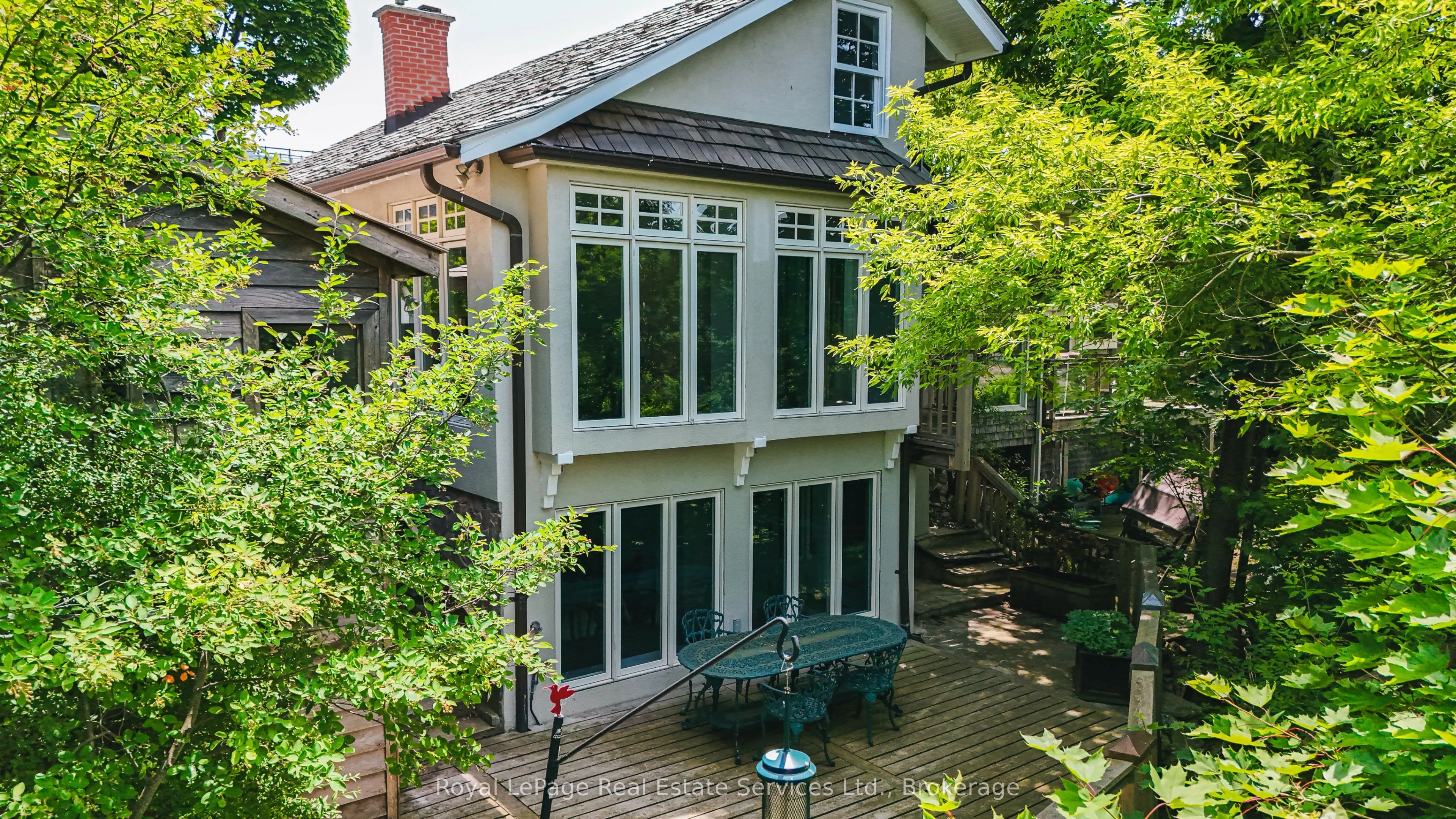 213 Randall Street