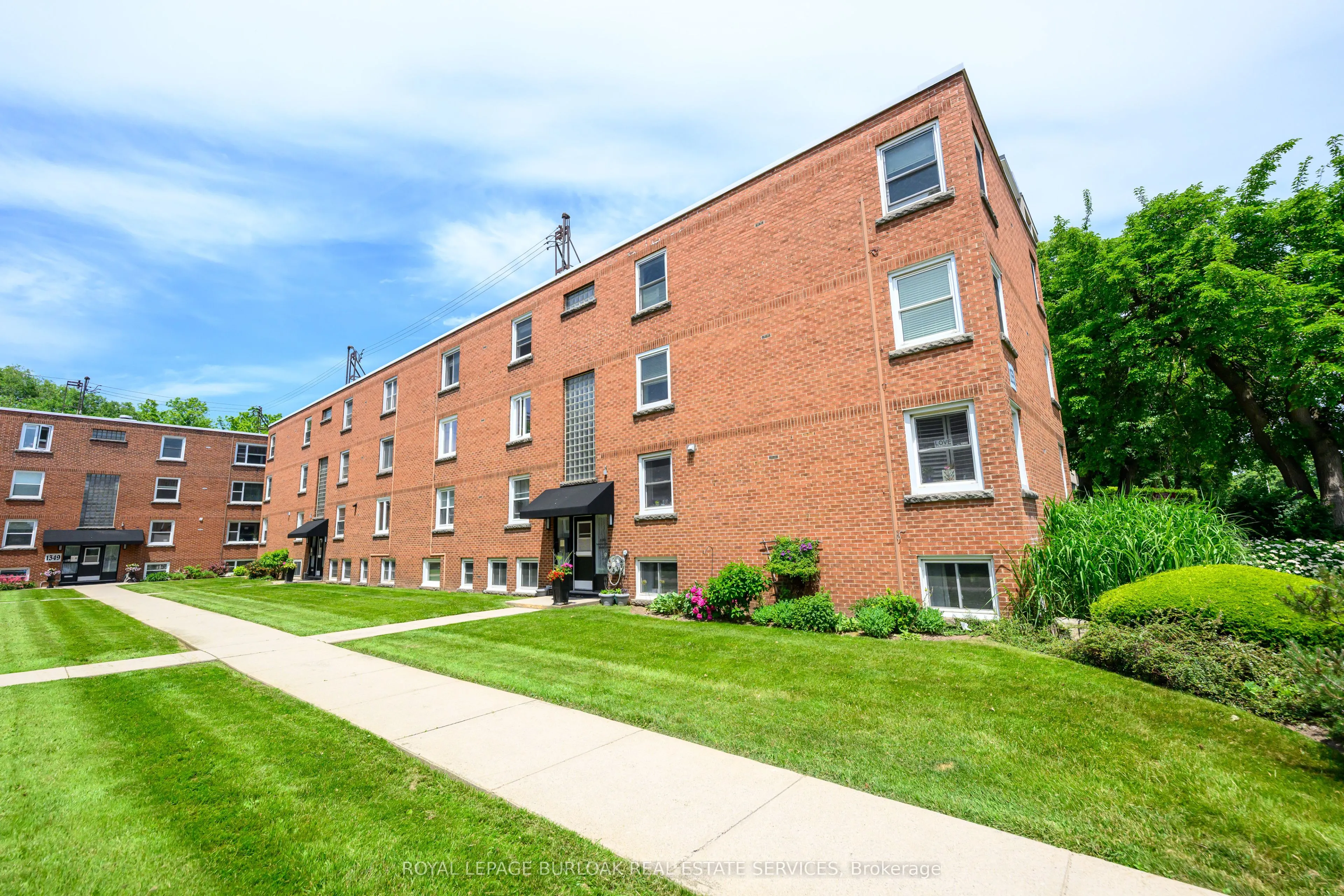 1351 Lakeshore Road, #16