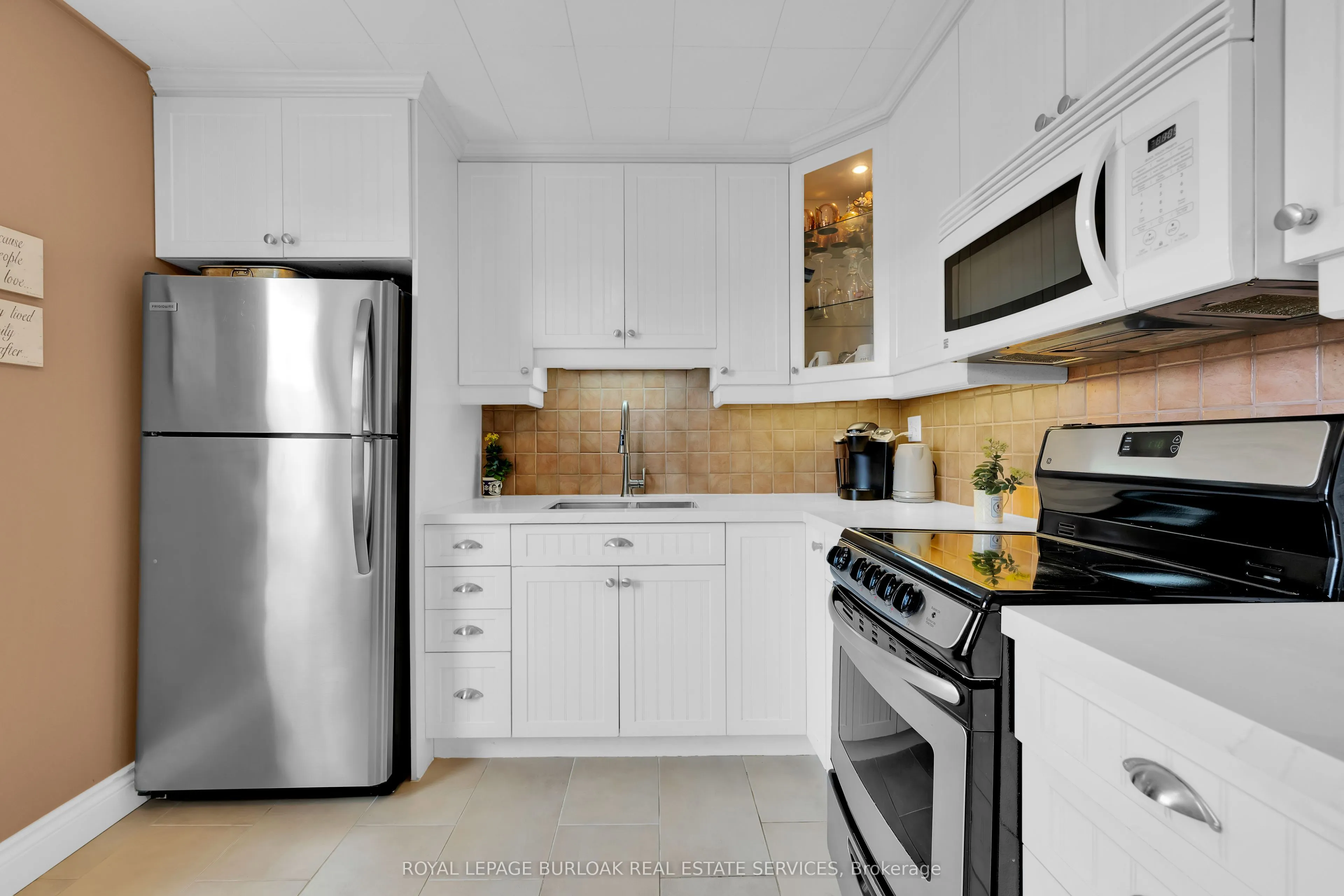 1351 Lakeshore Road, #16